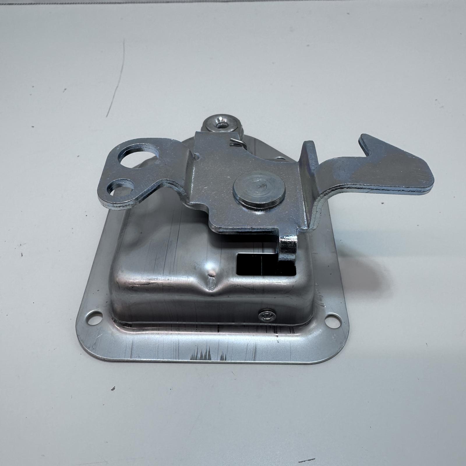 Chrome Locking Mini Paddle Handle - 90° Rotation - CH506 Key - Photo 3