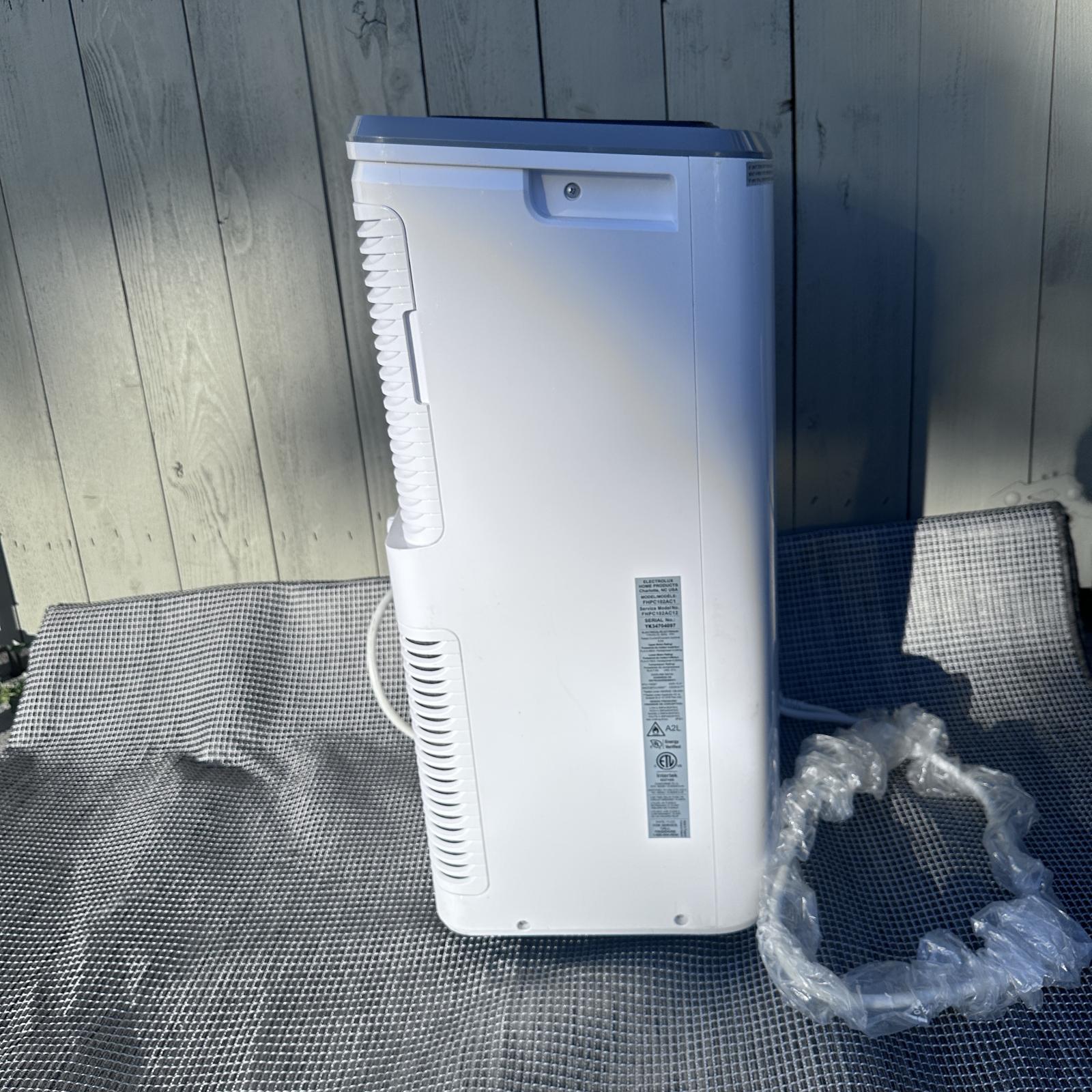 Frigidaire FHPC102AC1 Portable Room Air Conditioner, 10,000 BTU - Photo 6