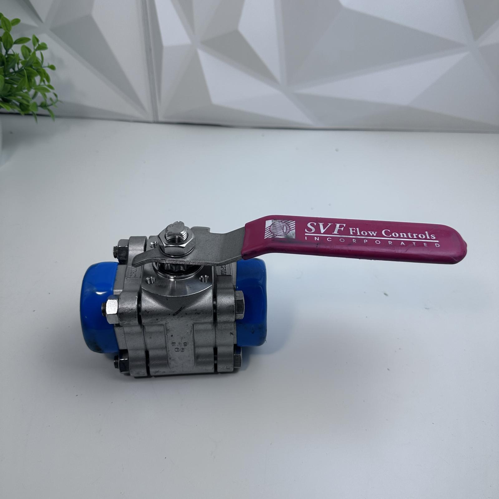 SVF Flow Controls Stainless Steel Ball Valve 1 1/2" 1500 PSI - Photo 2