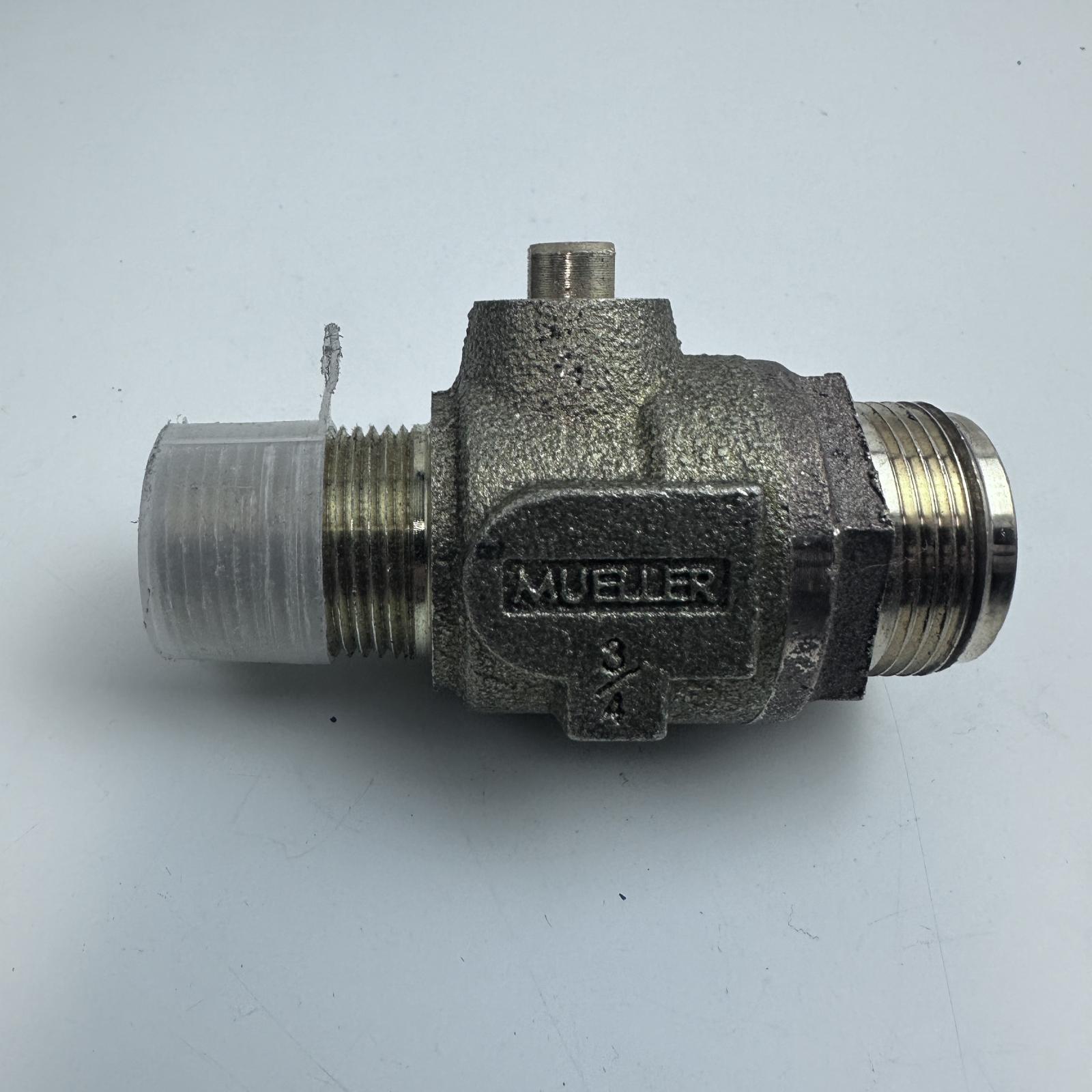 MUELLER 3/4" Corporation Stop Valve - Photo 5