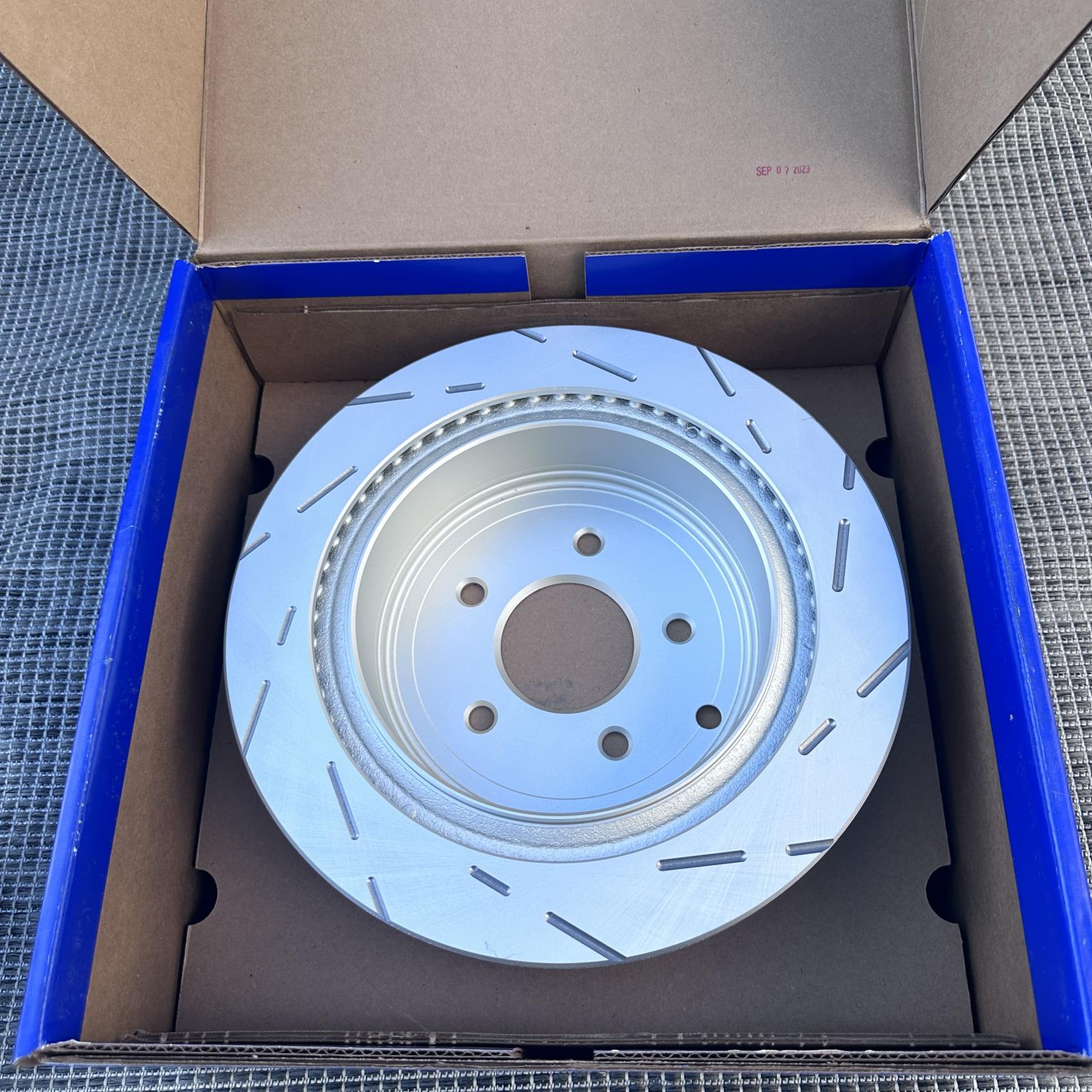 EBC USR7219 Rear Brake Rotors (Pair) for Nissan/Infiniti - Photo 2