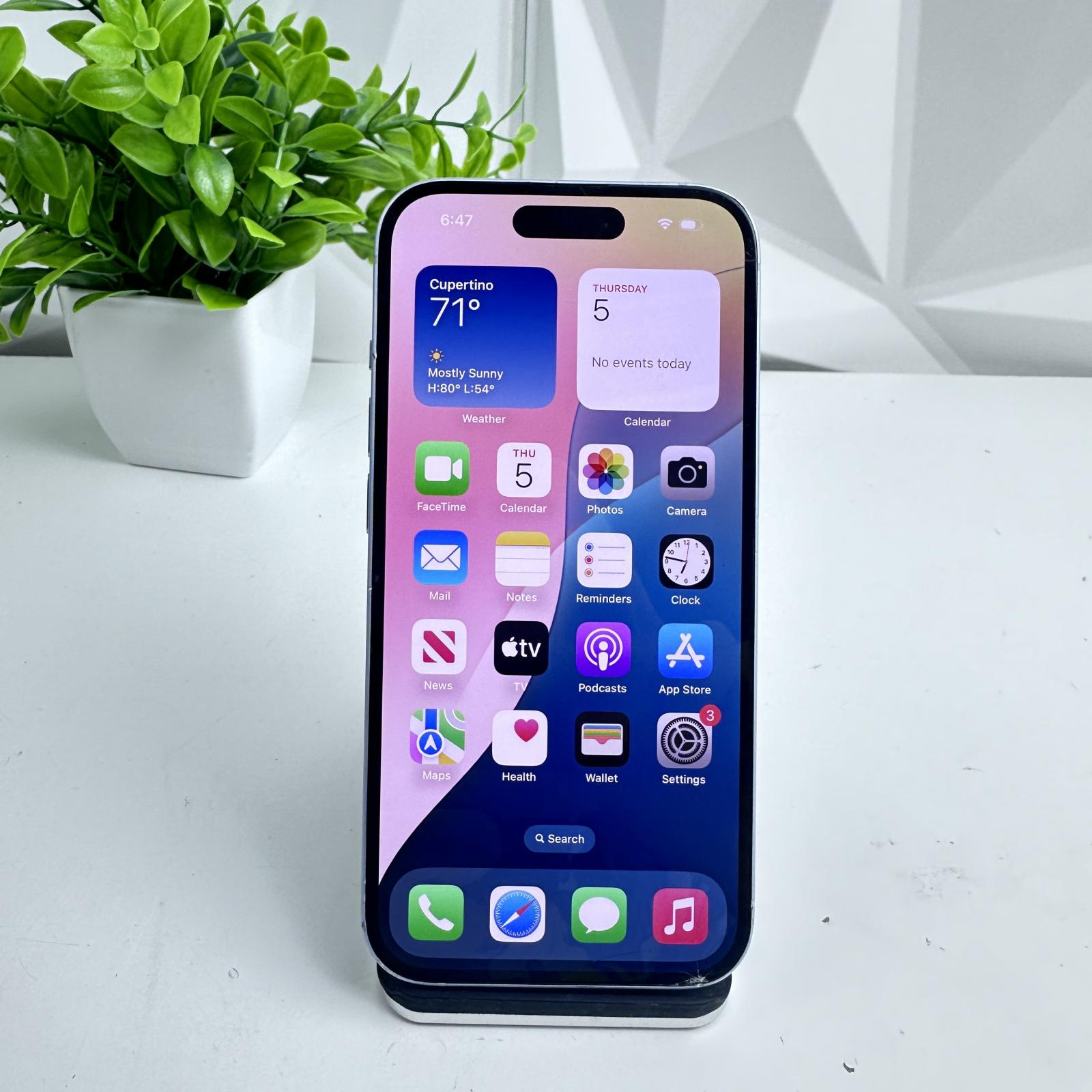 iPhone 15, 128GB, Blue, Unlocked - Photo 5