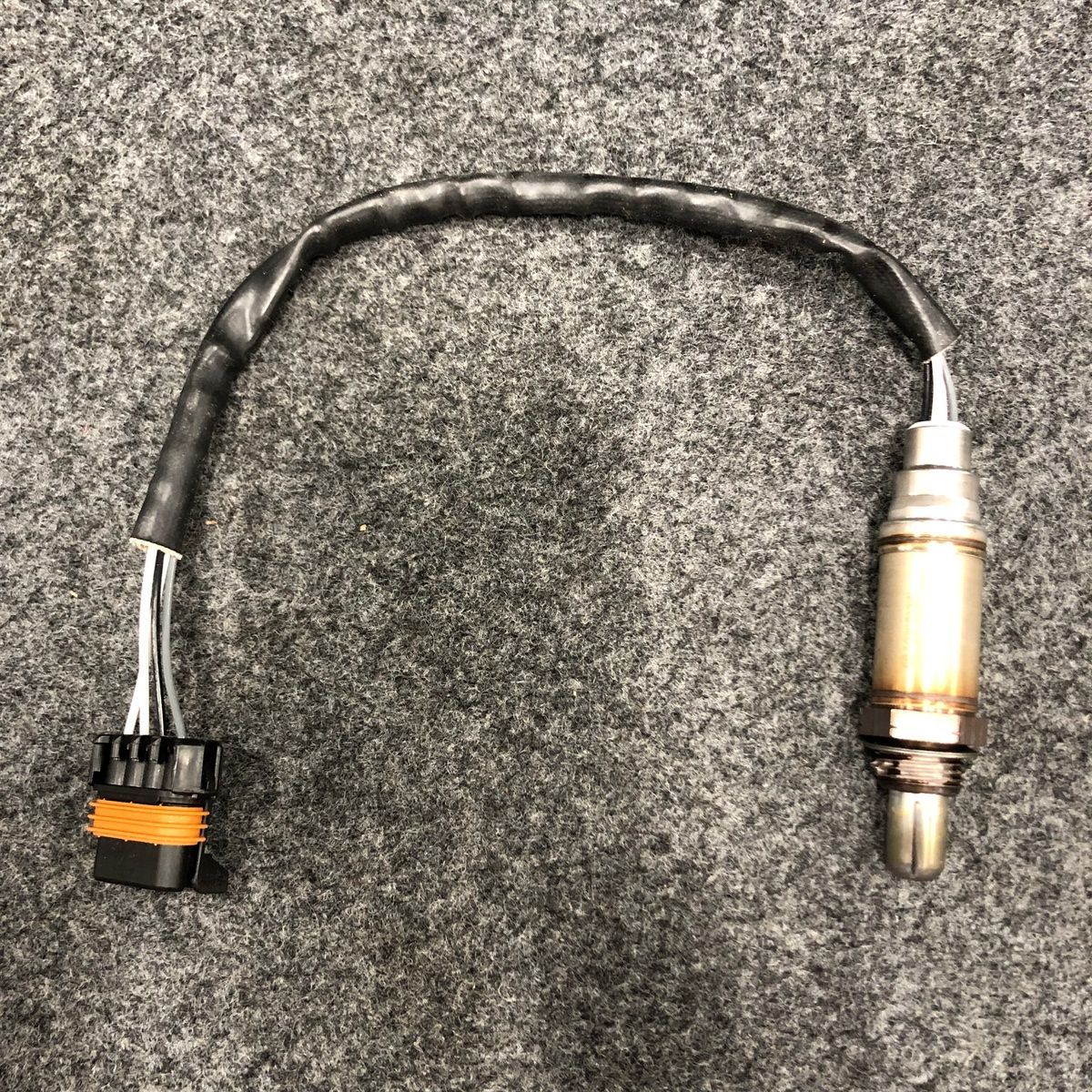 Bosch Oxygen Sensor 13027 fit Chevrolet GMC K2500 Suburban 96-02 - Photo 4