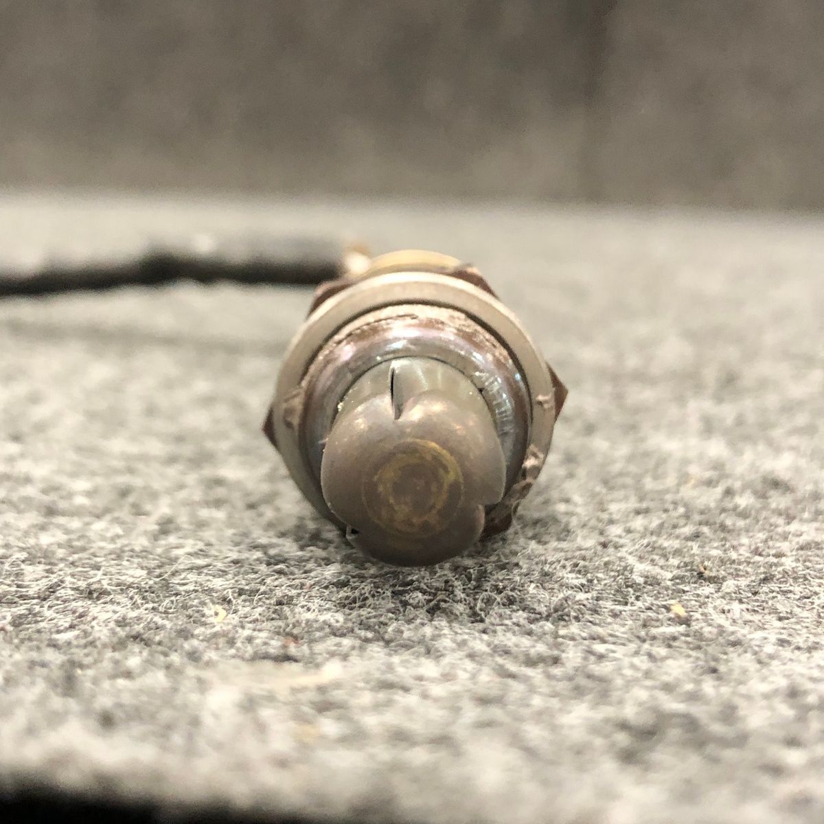 Bosch Oxygen Sensor 13027 fit Chevrolet GMC K2500 Suburban 96-02 - Photo 11