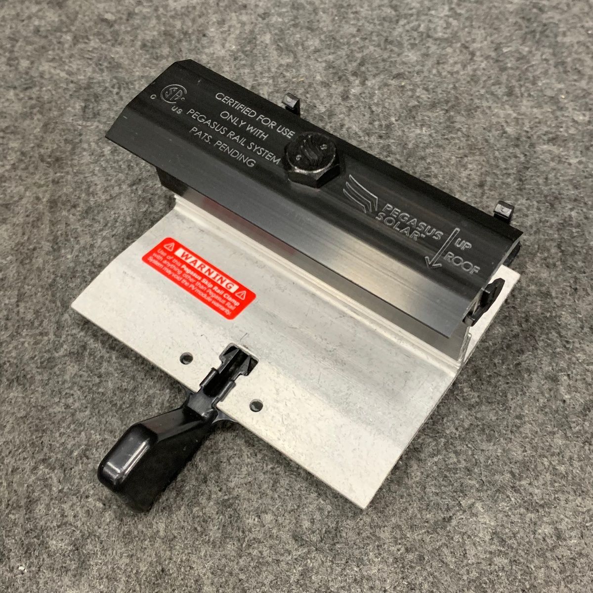 PEGASUS Solar Rail Kit Demo Case – Splice, Clamps, Lugs, Tooling, Samples - Photo 5