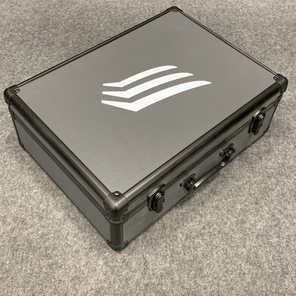 PEGASUS Solar Rail Kit Demo Case – Splice, Clamps, Lugs, Tooling, Samples - Photo 17