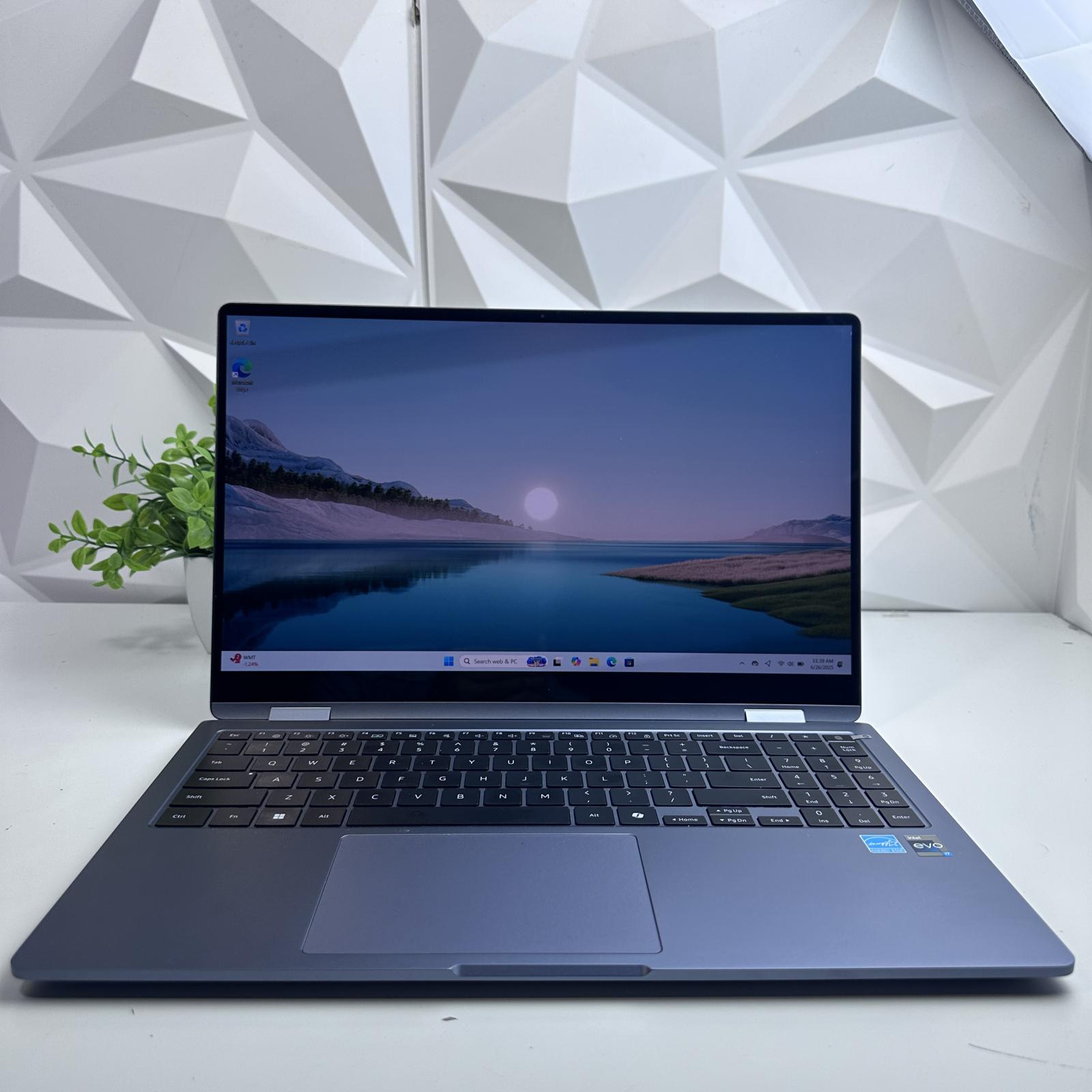 Samsung Galaxy Book4 360 Laptop, 14", Intel Ultra 7, 16GB, 512GB - Photo 9