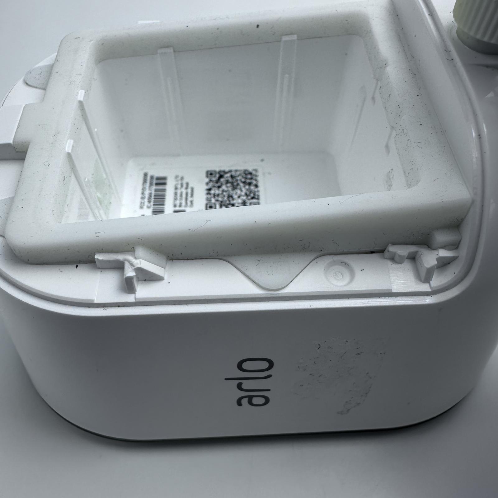 Netgear Arlo AL1101 Wireless Add-On Smart Security Light - Photo 7