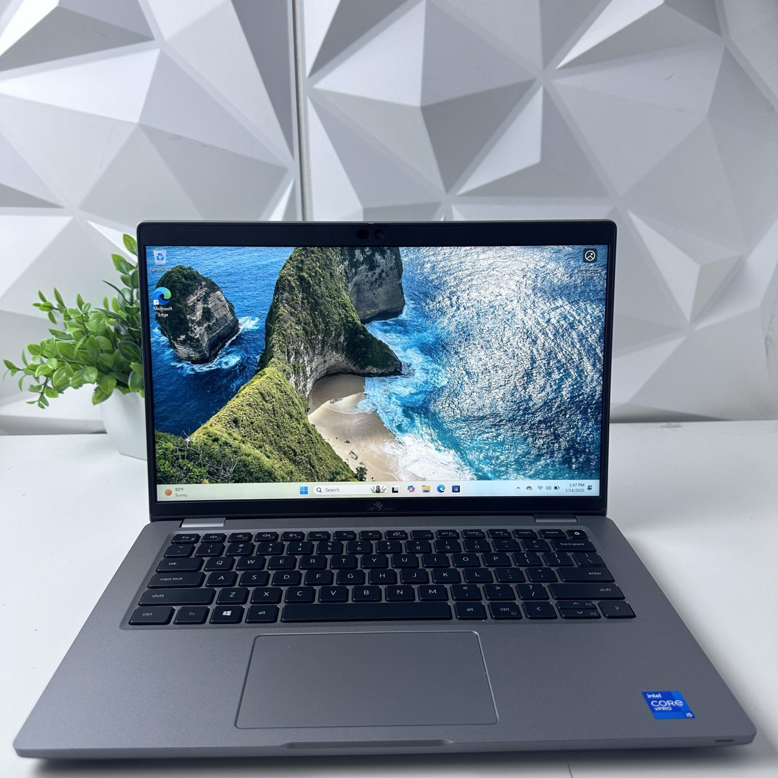 DELL Latitude 5420 Laptop, 14" HD, i5-1145G7, 16GB, 256GB SSD - Photo 2