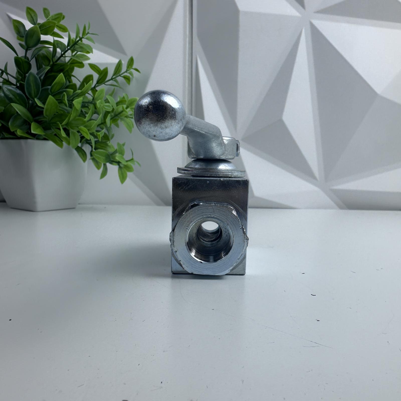 Bömer Ball Valve DN 12 PN 100 - Photo 4