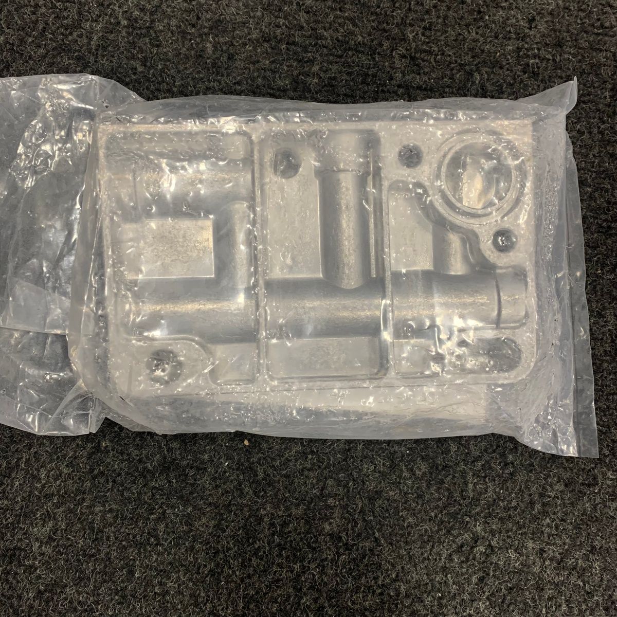 John Deere RE541212 Replacement Kit Manifold - Photo 11