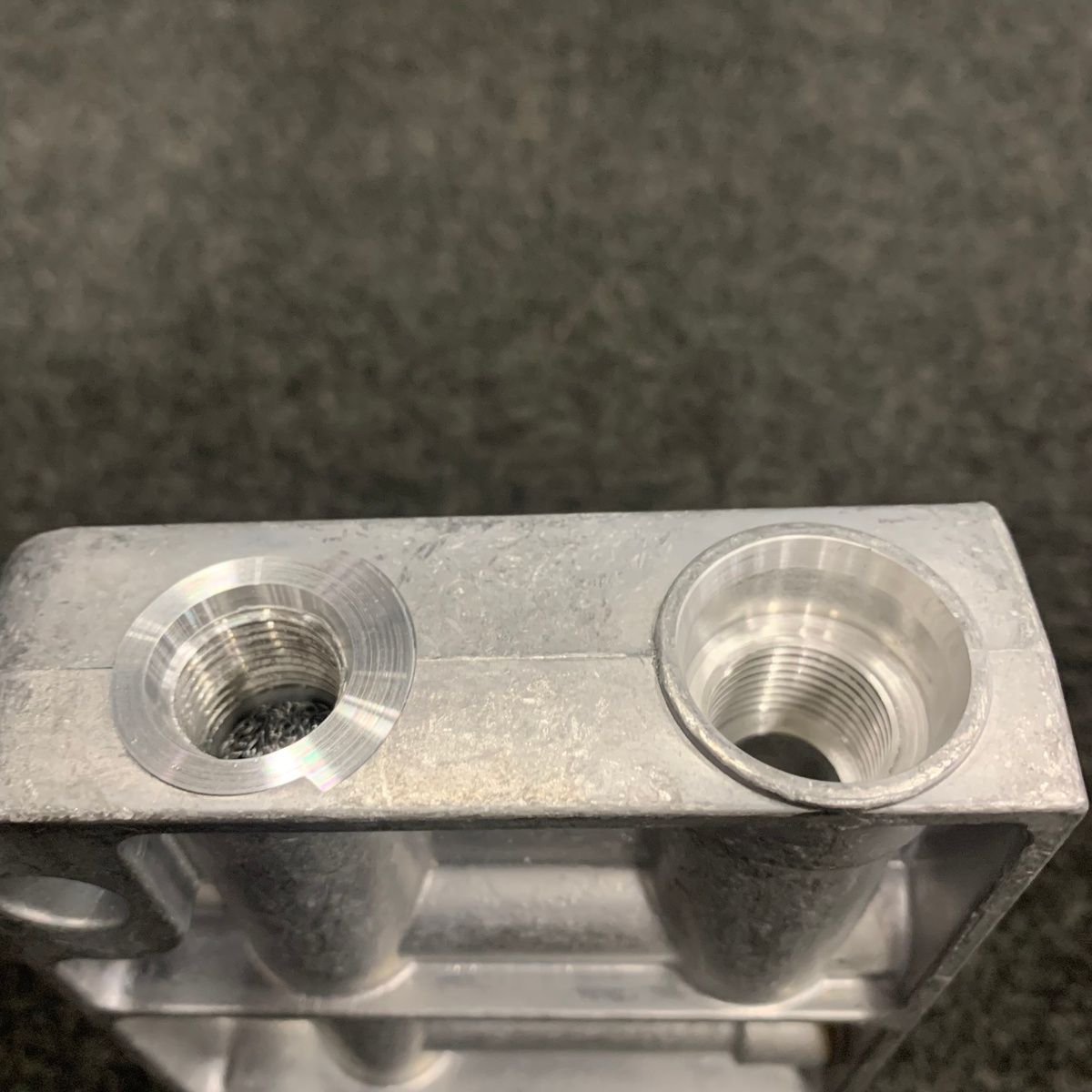 John Deere RE541212 Replacement Kit Manifold - Photo 9