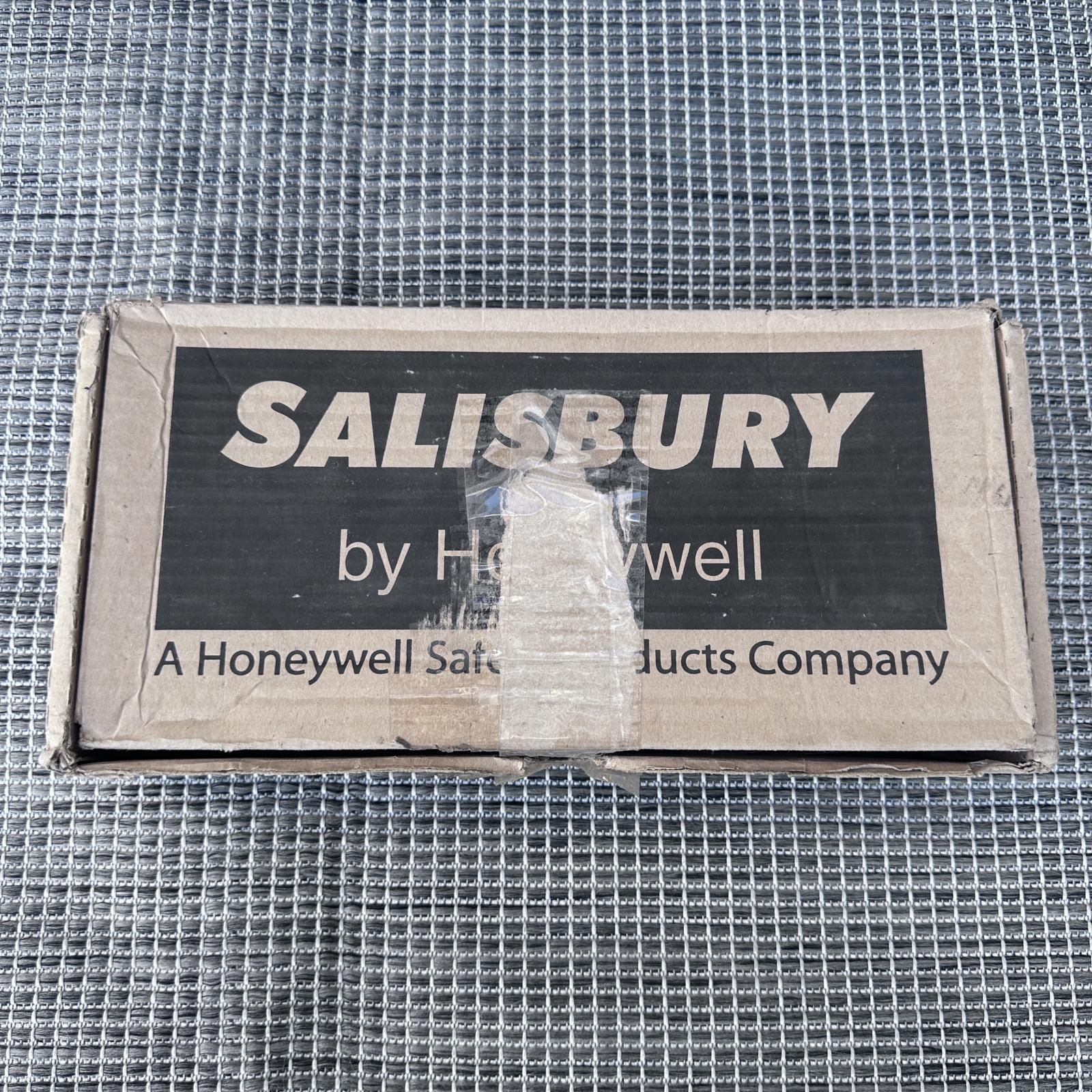 Salisbury by Honeywell Class 0 Type 1 Electrical Insulating Gloves 9.5 - Photo 10