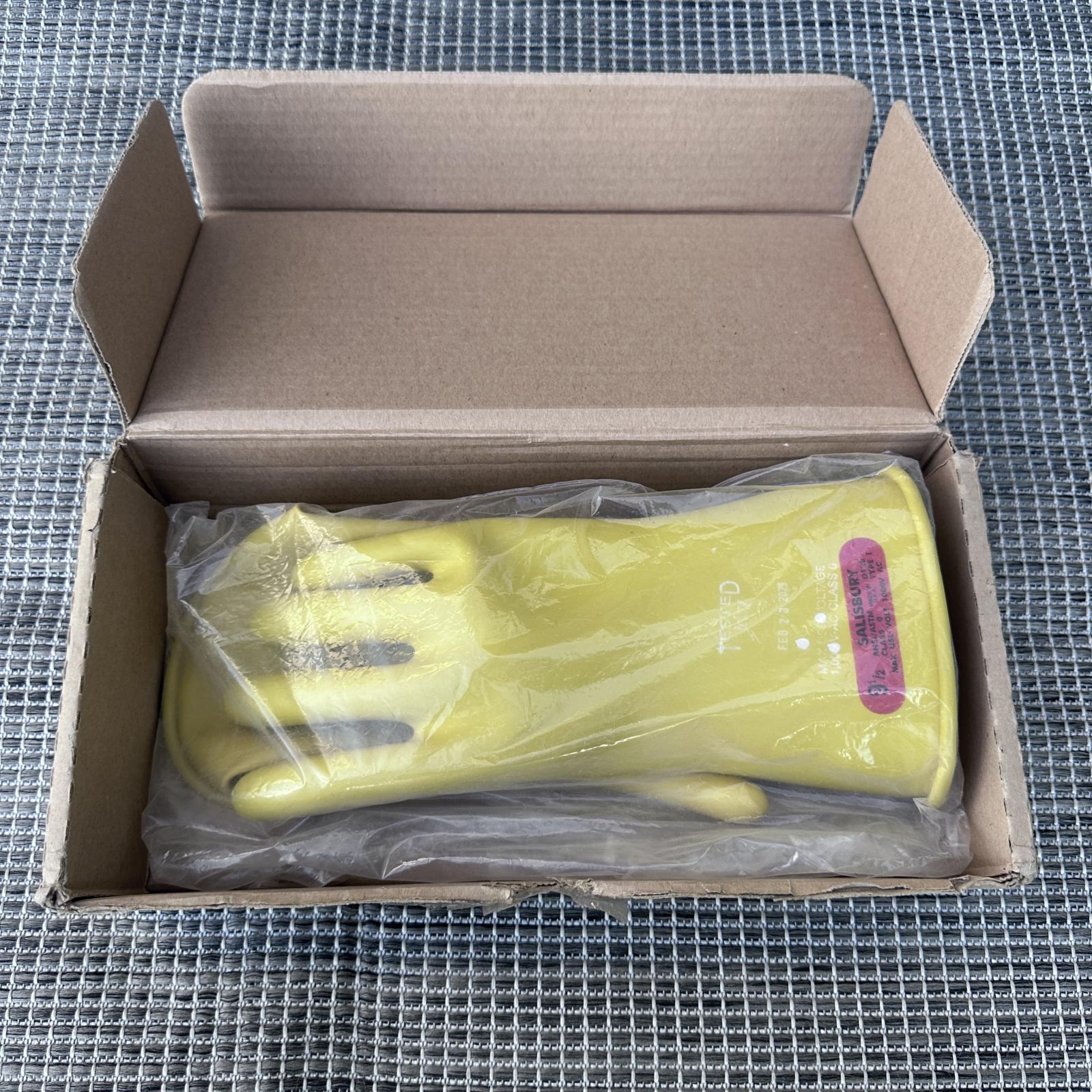Salisbury by Honeywell Class 0 Type 1 Electrical Insulating Gloves 9.5 - Photo 5