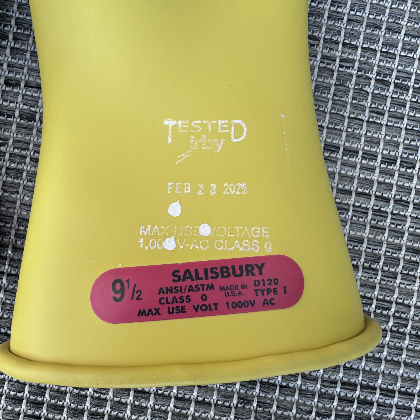 Salisbury by Honeywell Class 0 Type 1 Electrical Insulating Gloves 9.5 - Photo 7