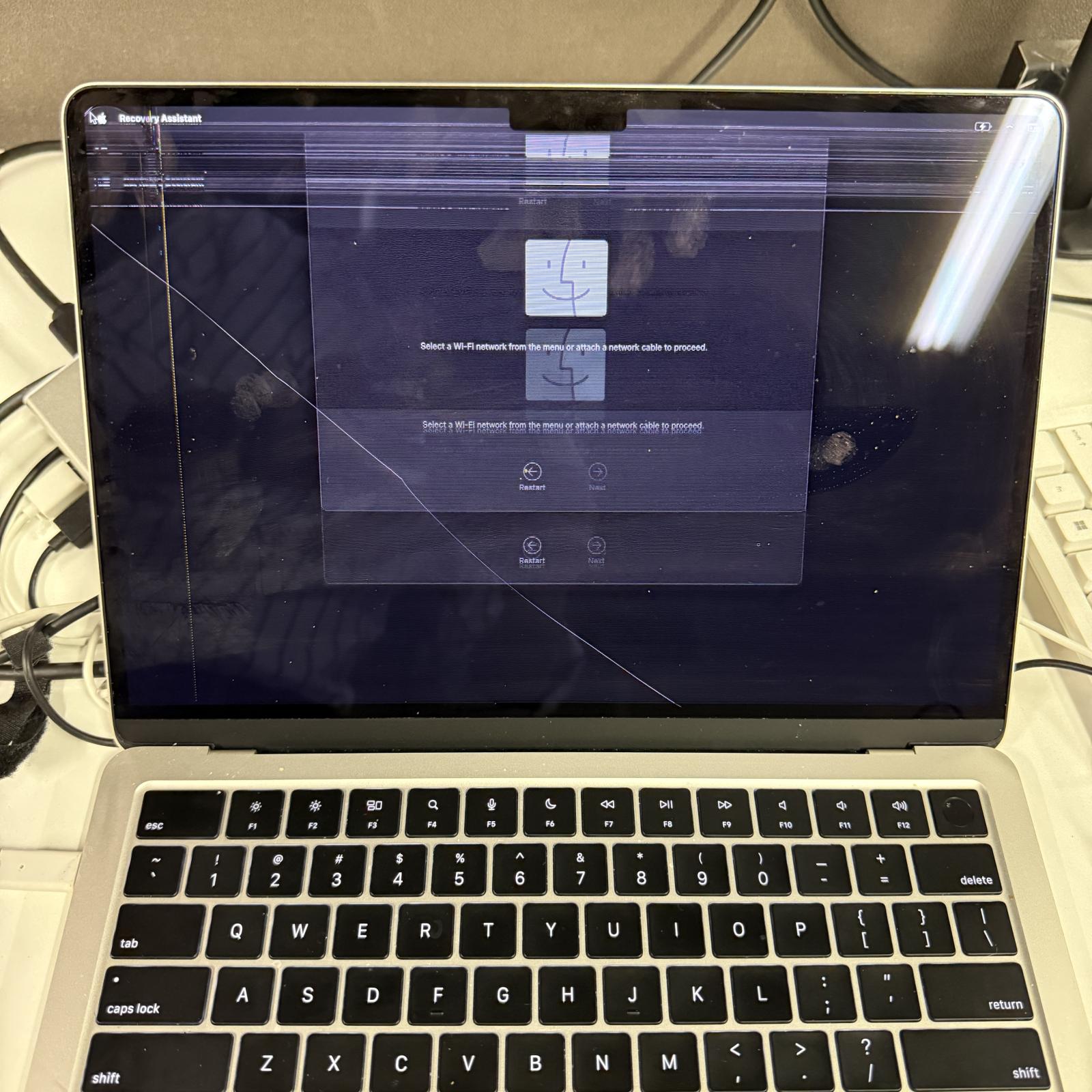 MacBook Air (13.6-inch, A2681) Full Parts Replacement - Photo 2