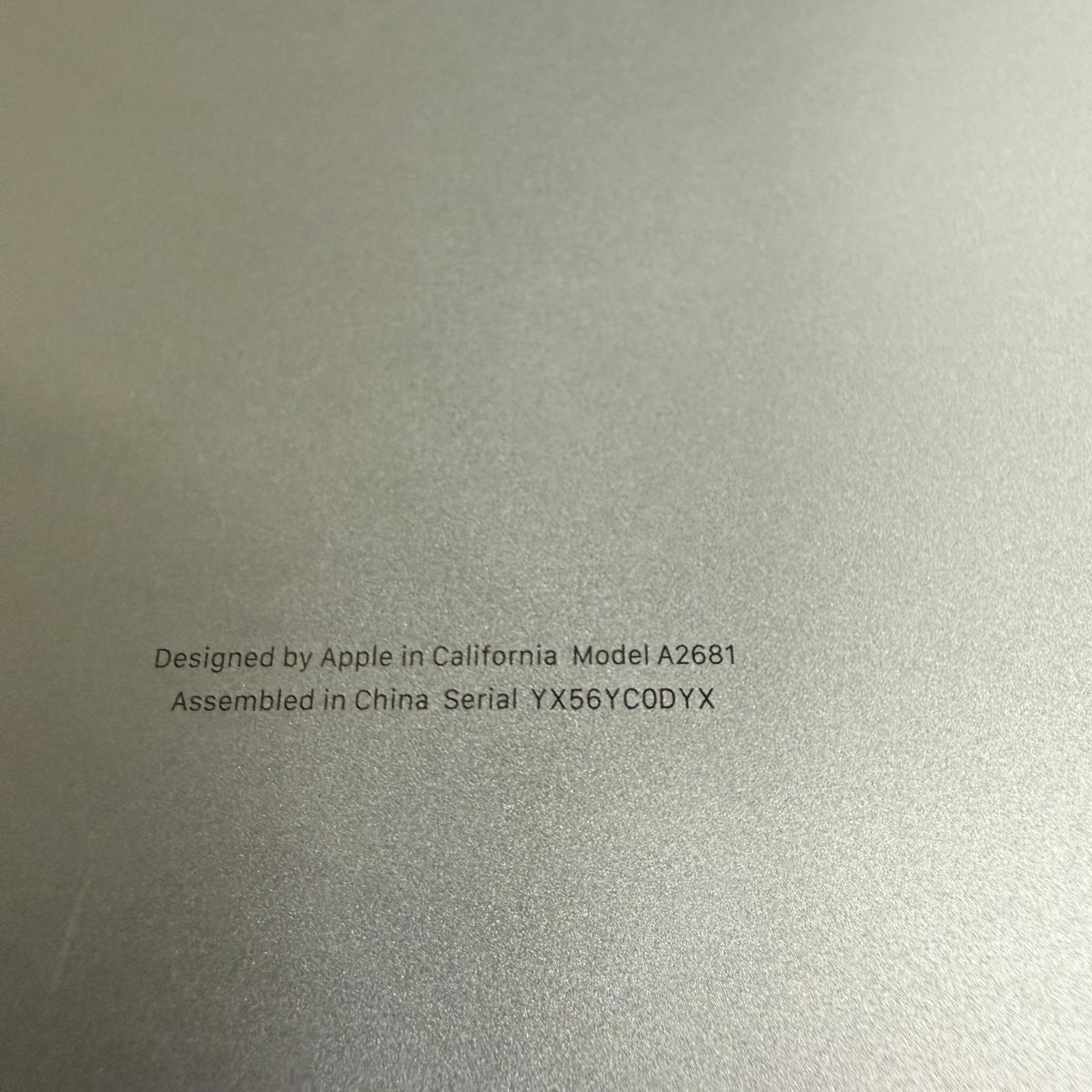 MacBook Air (13.6-inch, A2681) Full Parts Replacement - Photo 7