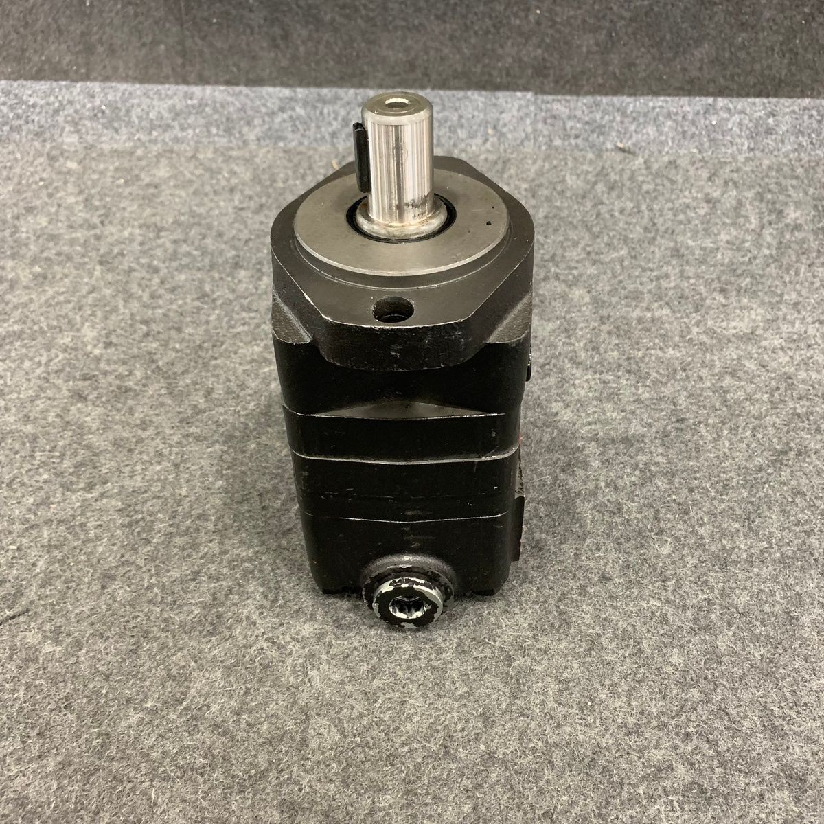 WF 104-1002Y Hydraulic Motor, High Torque Low Speed - Photo 6