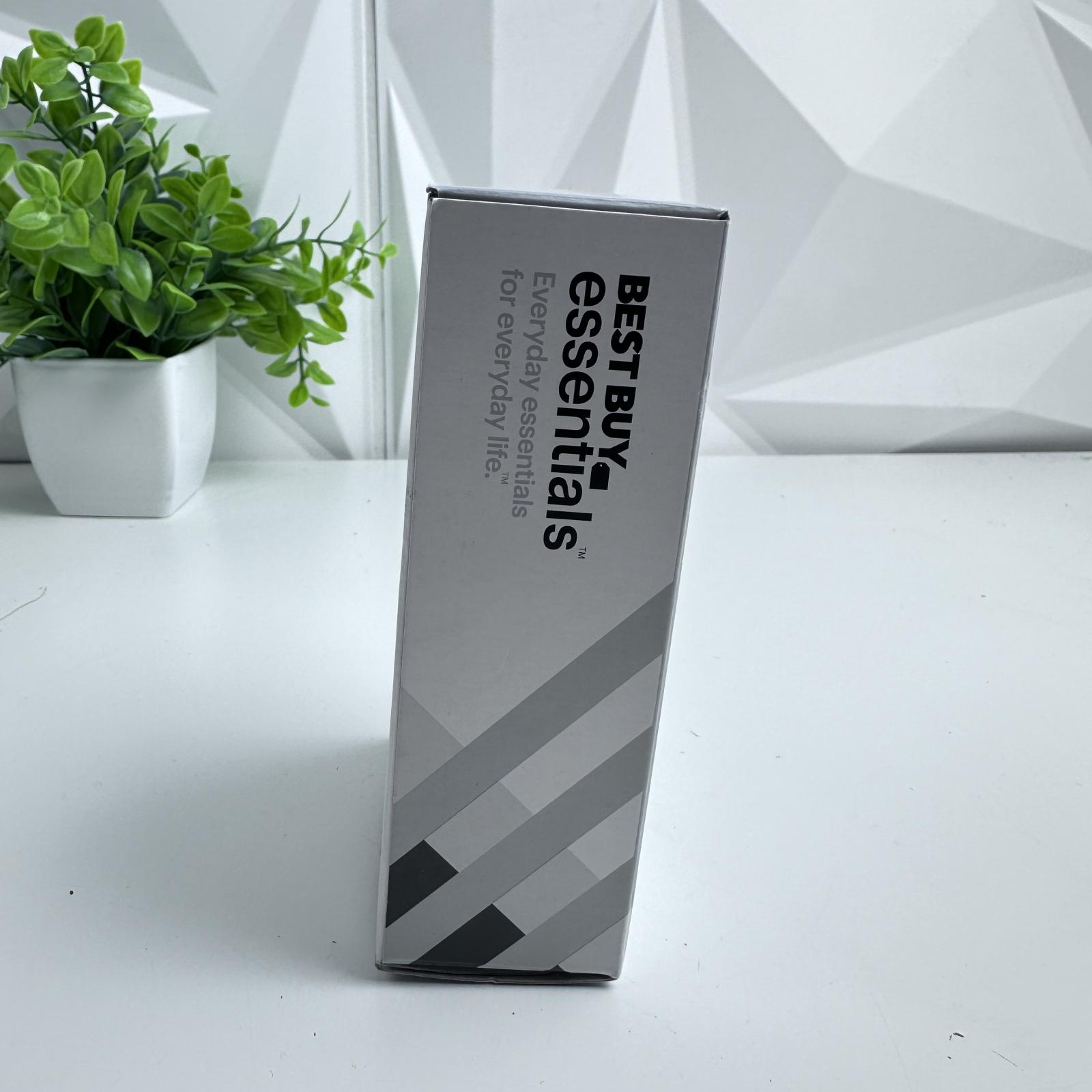 Best Buy Essentials Wireless Mouse, 2.4GHz USB Receiver, 1600 DPI, Black - Photo 11