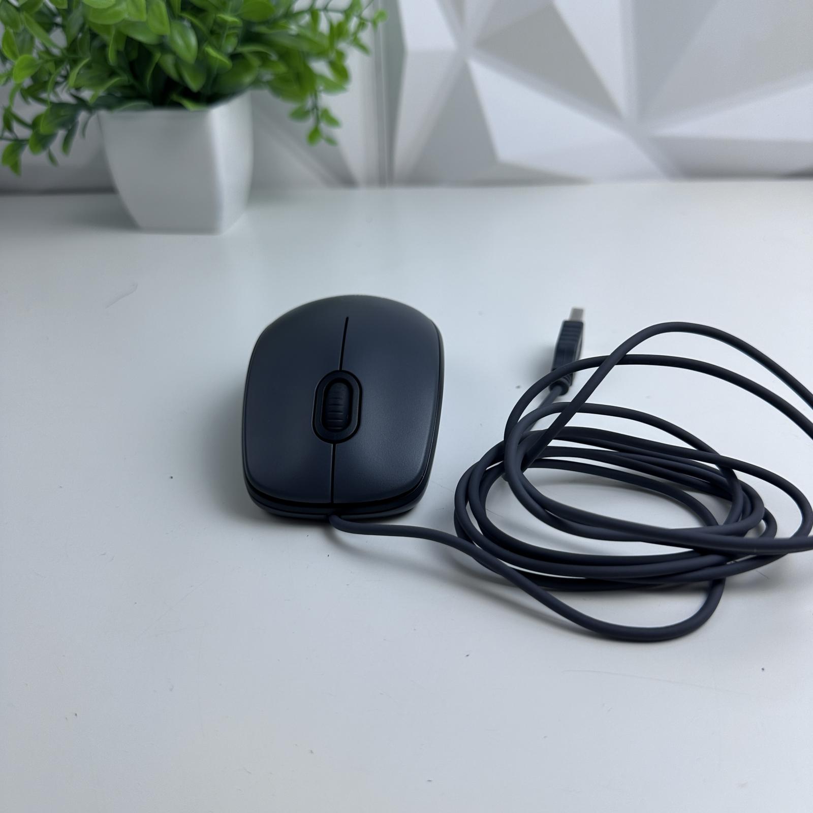 Logitech M100 Wired Optical Ambidextrous PC Mouse - Photo 9