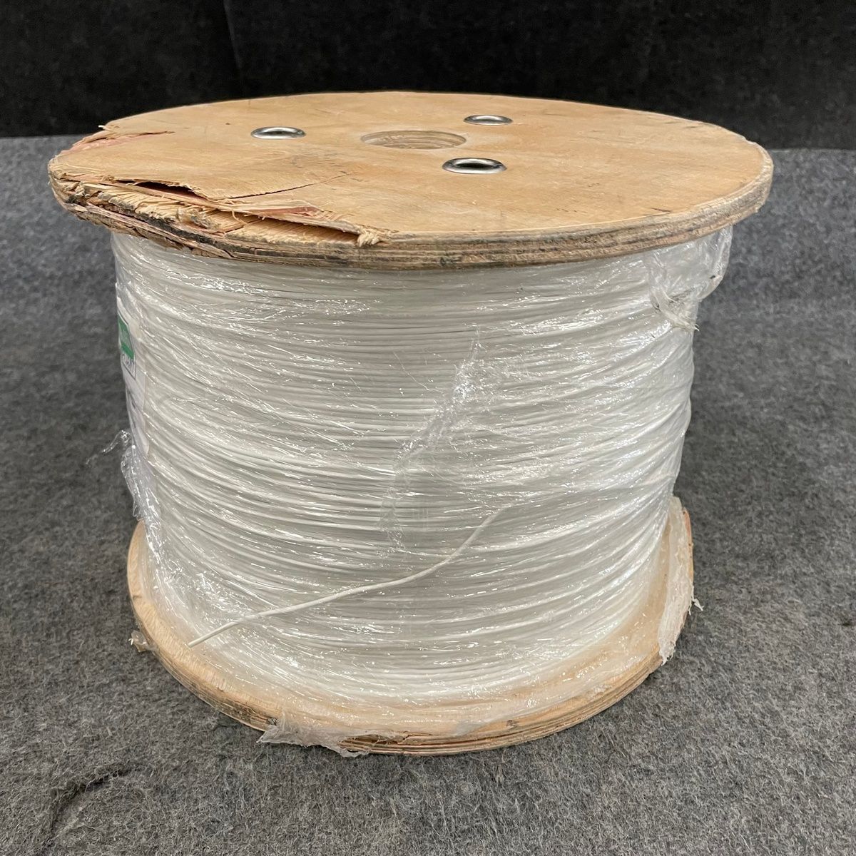 UL3266 18(16) AWG White XLPE Wire, 300V, 5000FT Spool - Photo 4