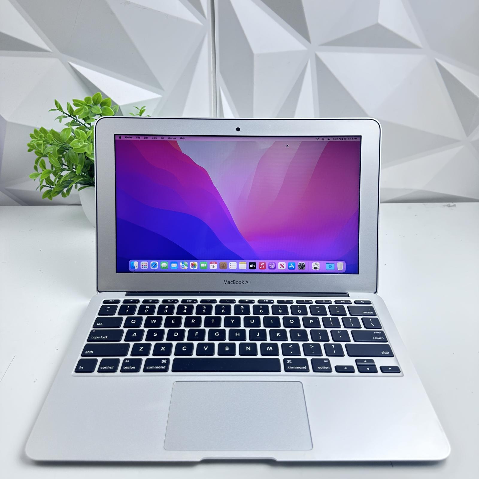 Apple MacBook Air (11-inch, 2015) i5 1.6GHz, 4GB RAM, 121GB SSD - Photo 2