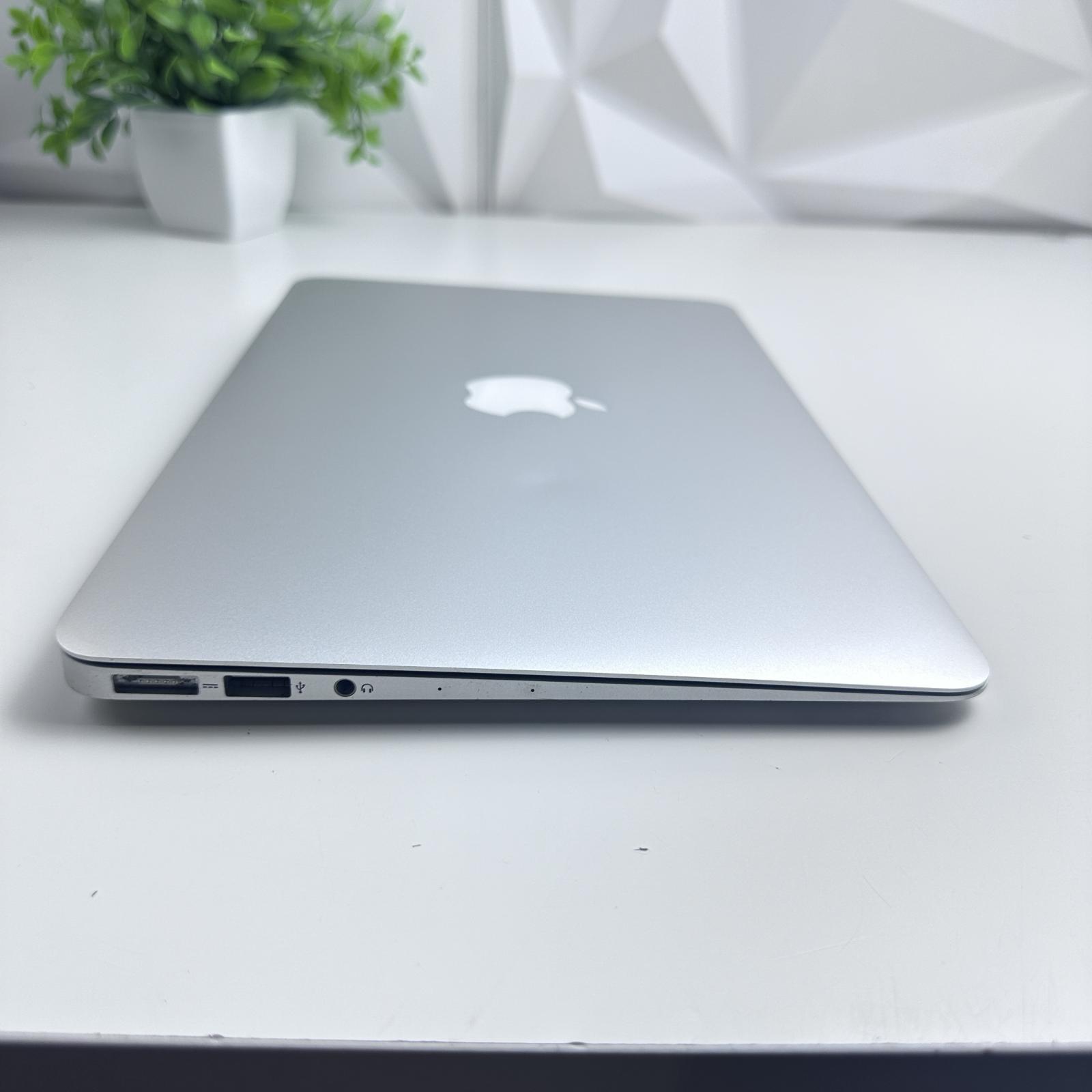 Apple MacBook Air (11-inch, 2015) i5 1.6GHz, 4GB RAM, 121GB SSD - Photo 7