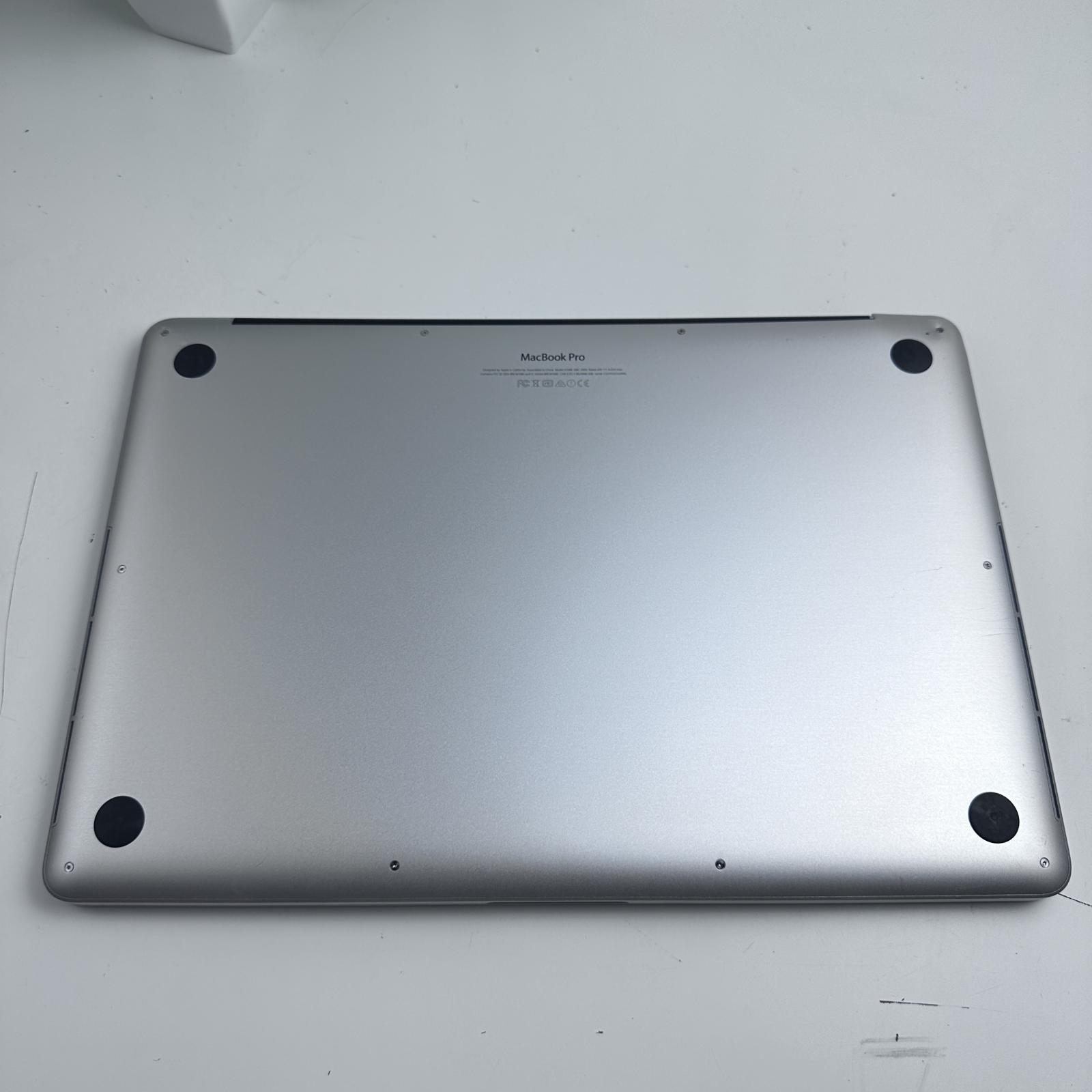 Apple MacBook Pro (Retina 15", Mid 2015) Core i7 | 16GB | 121GB SSD - Photo 8