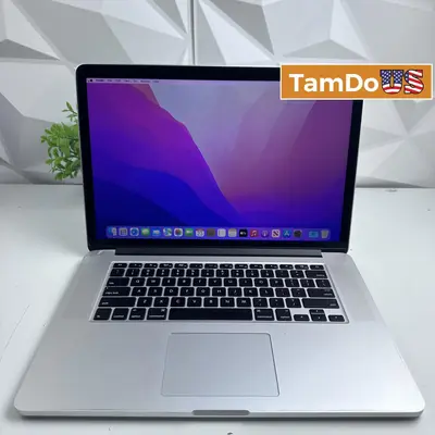 Apple MacBook Pro (Retina 15", Mid 2015) Core i7 | 16GB | 121GB SSD at Laptops & Netbooks in broken condition