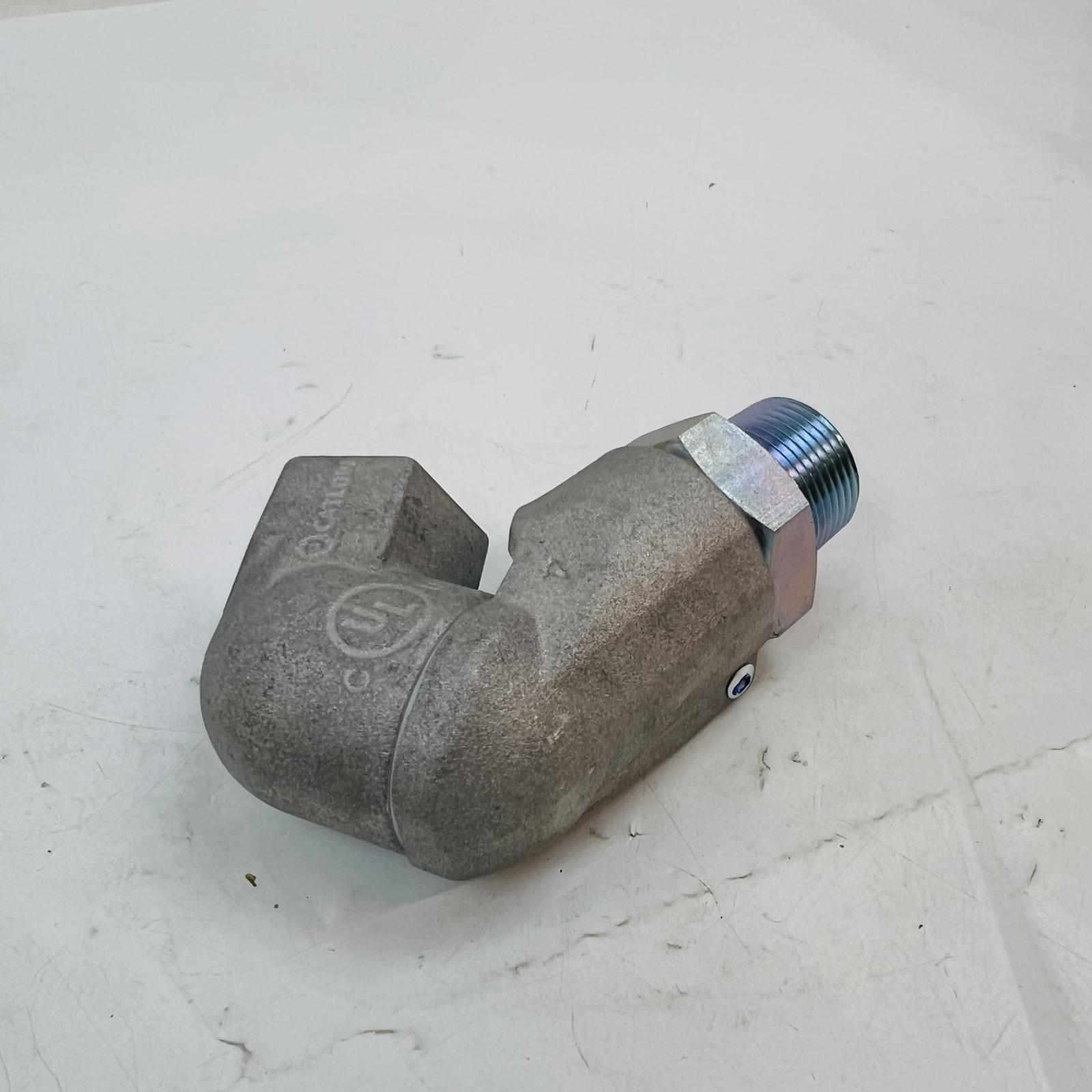 Catlow C720 3/4" x 3/4" F Twister Swivel Connector - Photo 4