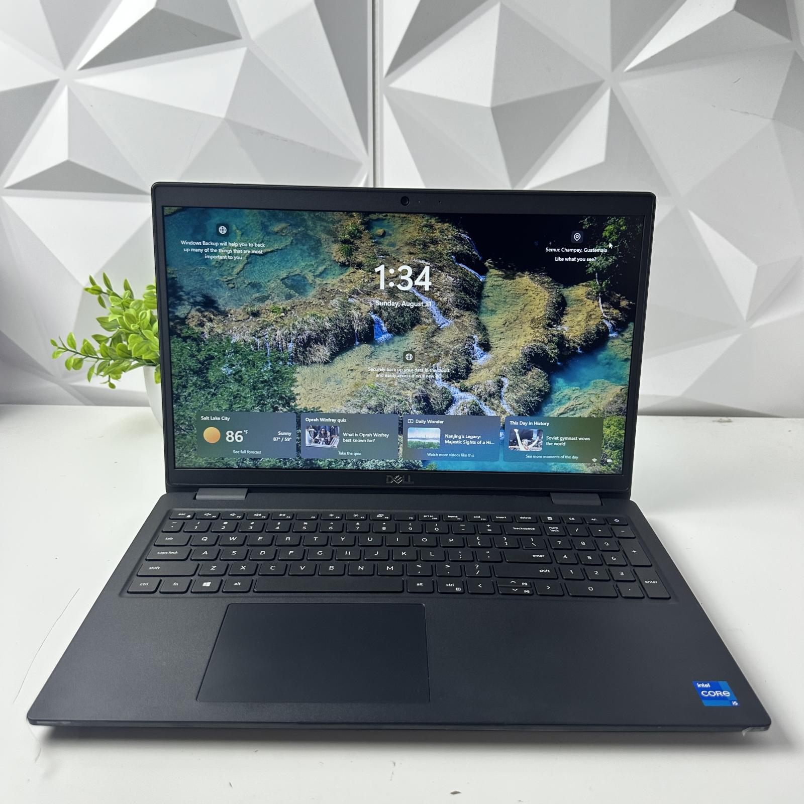 Dell Latitude 3520 Laptop, 15.6" FHD, i5-1135G7, 16GB, 256GB SSD - Photo 2