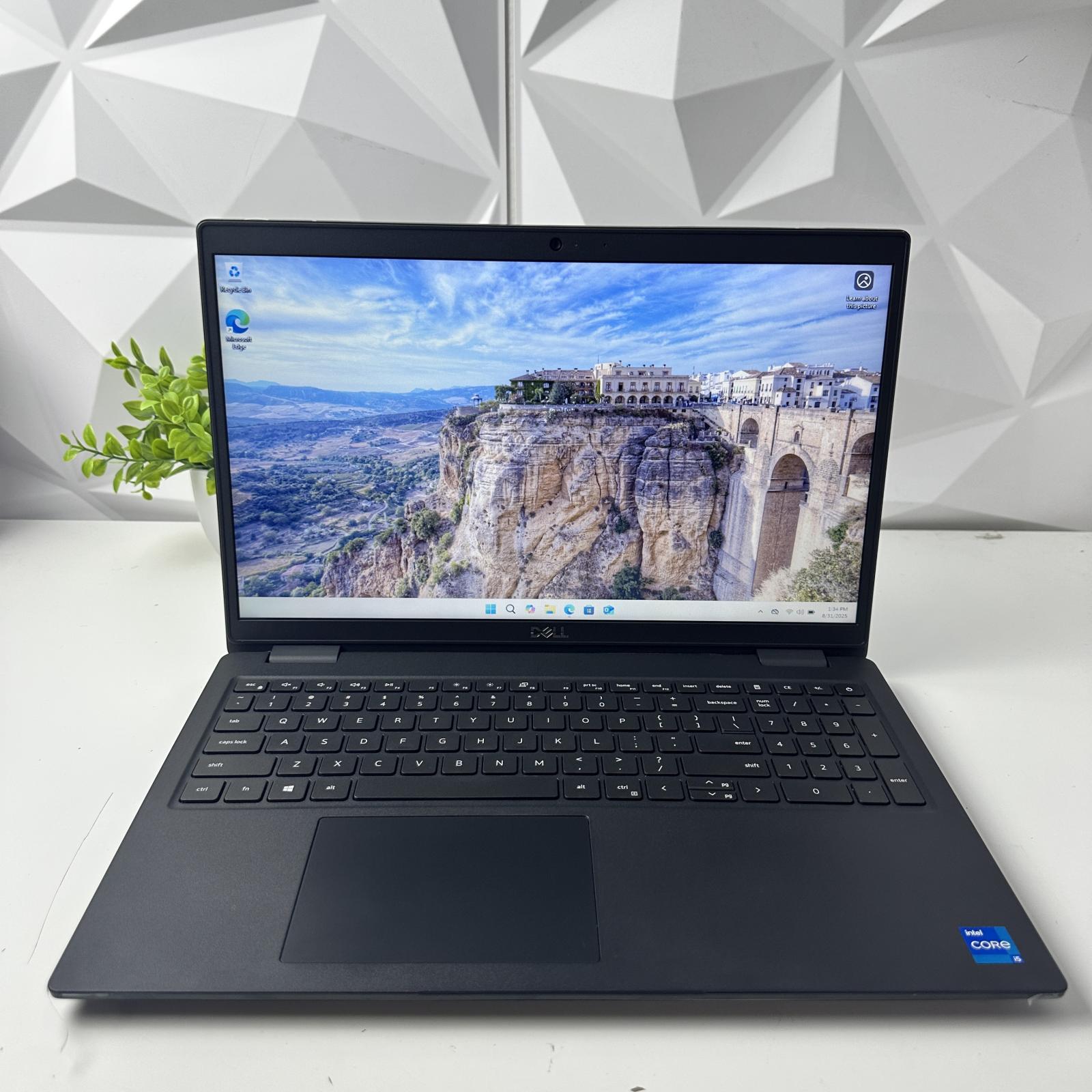 Dell Latitude 3520 Laptop, 15.6" FHD, i5-1135G7, 16GB, 256GB SSD - Photo 10