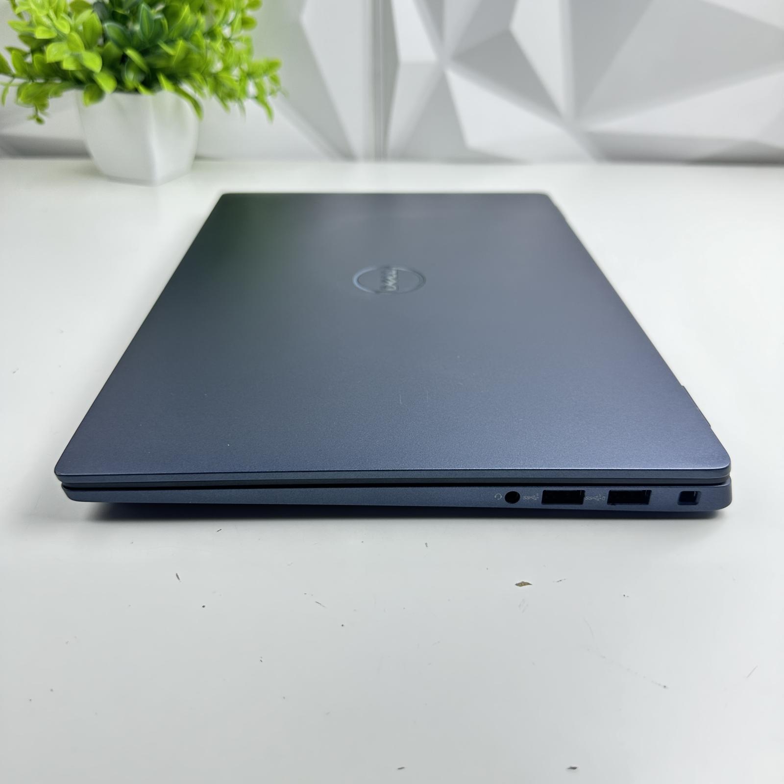 Dell Latitude 7440 Laptop, 14" FHD Touch, i7-1365U, 32GB, 256GB SSD - Photo 8