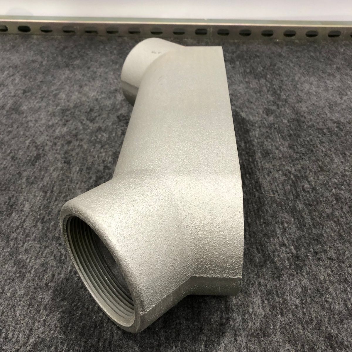 Eaton Crouse-Hinds BUB8 Condulet Mogul Outlet Body, 3" Conduit Fitting - Photo 7