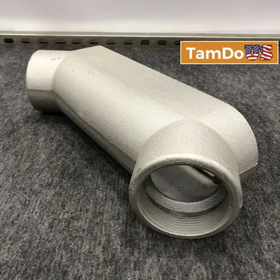 Eaton Crouse-Hinds BUB8 Condulet Mogul Outlet Body, 3" Conduit Fitting at Electrical Equipment & Supplies in new condition