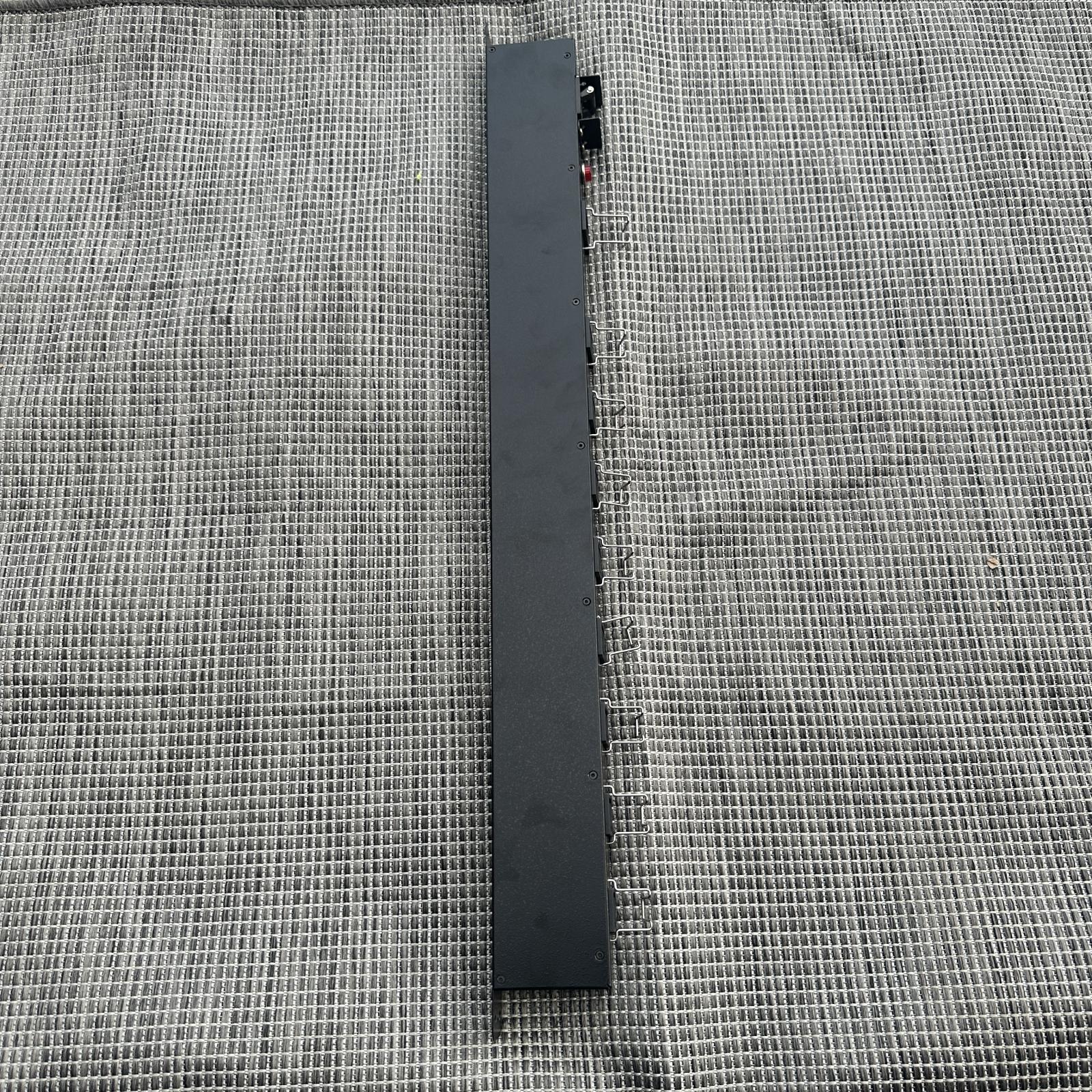 ACR-PDU-01 Rackmount PDU Power Strip, 200-240V, 16A, 8 Outlets - Photo 4