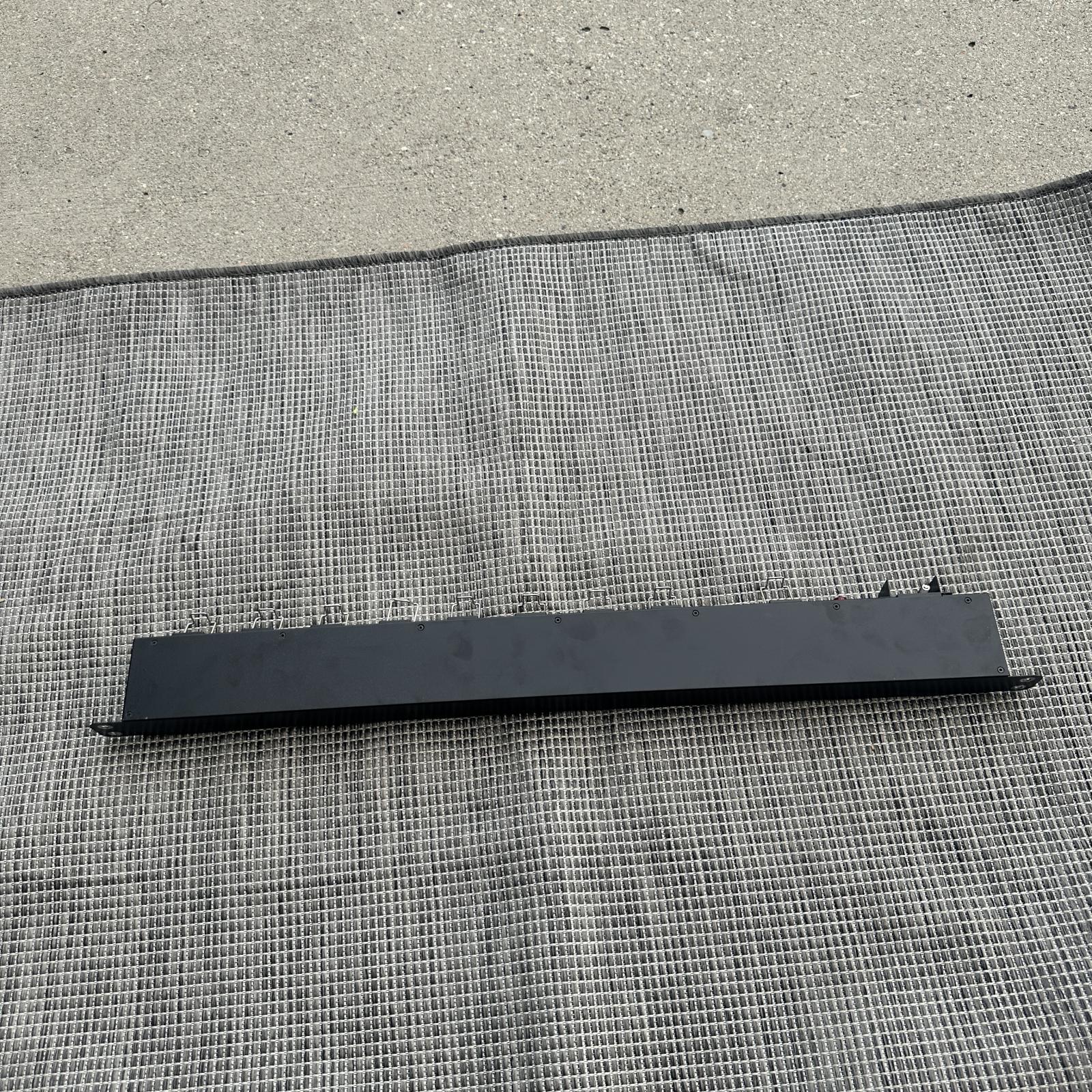 ACR-PDU-01 Rackmount PDU Power Strip, 200-240V, 16A, 8 Outlets - Photo 5