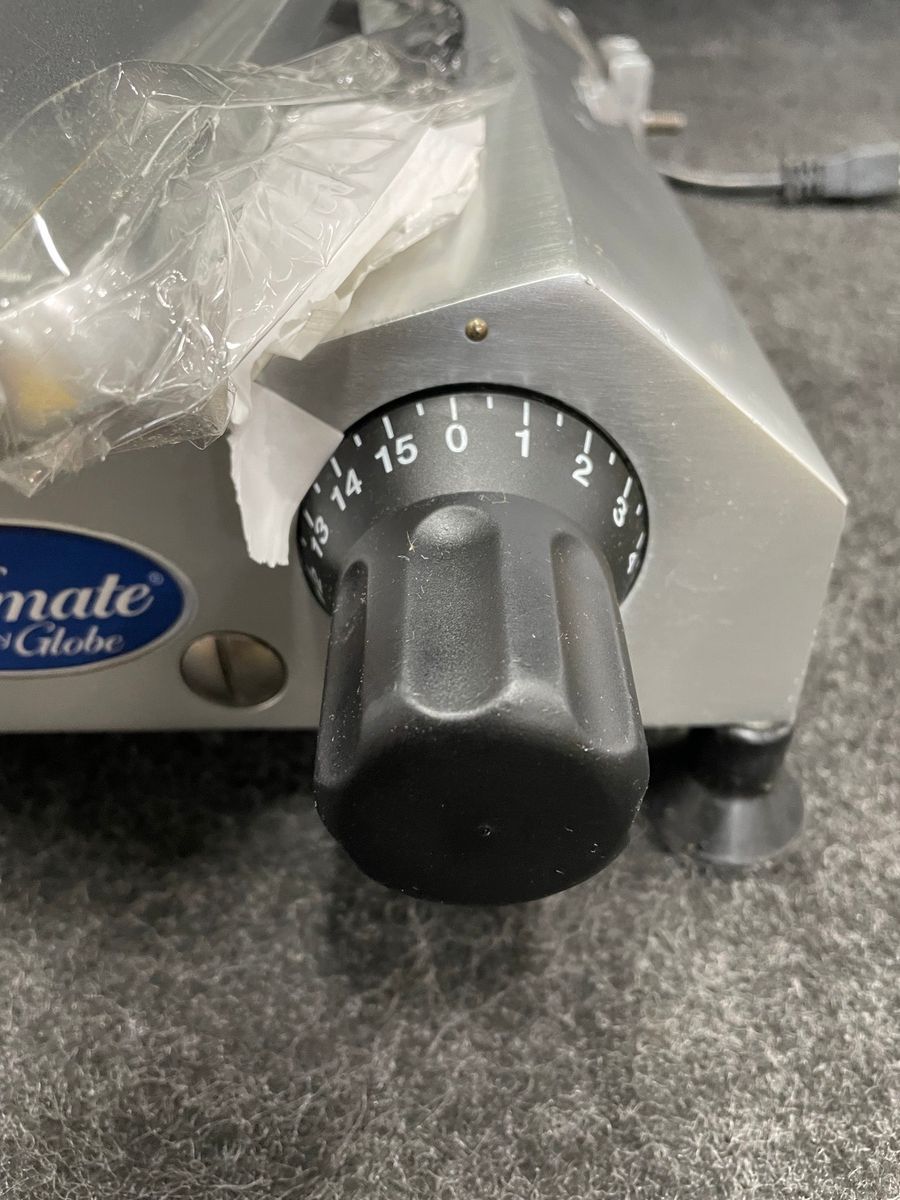 Globe Chefmate C10 10" Food Meat Deli Slicer - Photo 11