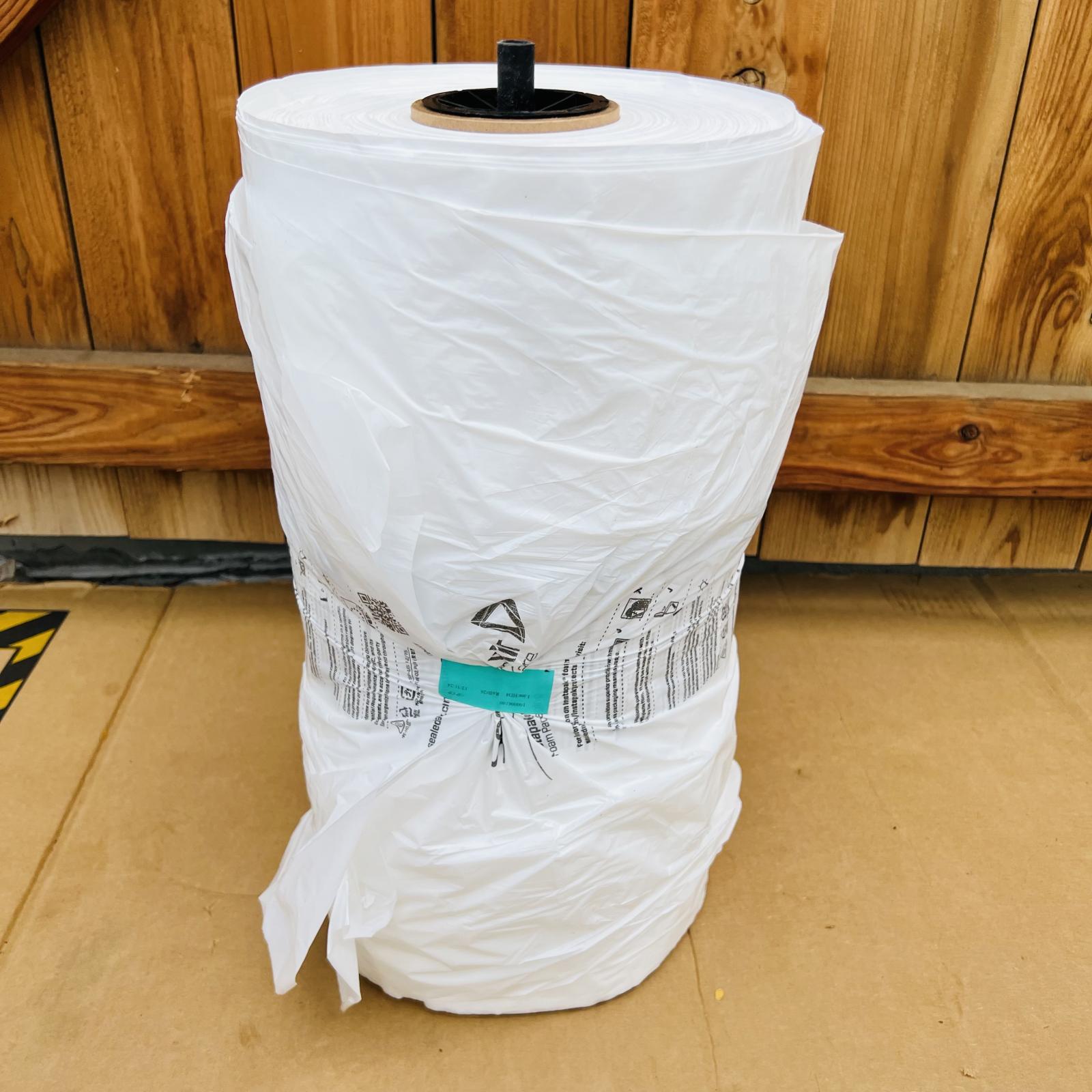 Speed Pack SP19x5W Gusseted Centerfold Roll White Packaging Film 19" x 1800ft - Photo 5