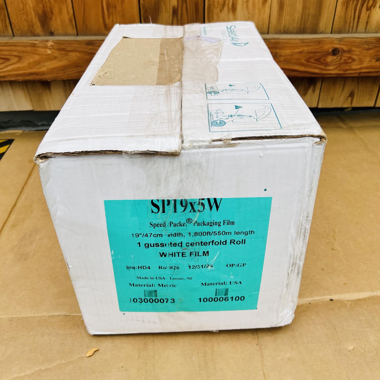 Speed Pack SP19x5W Gusseted Centerfold Roll White Packaging Film 19" x 1800ft - Photo 4