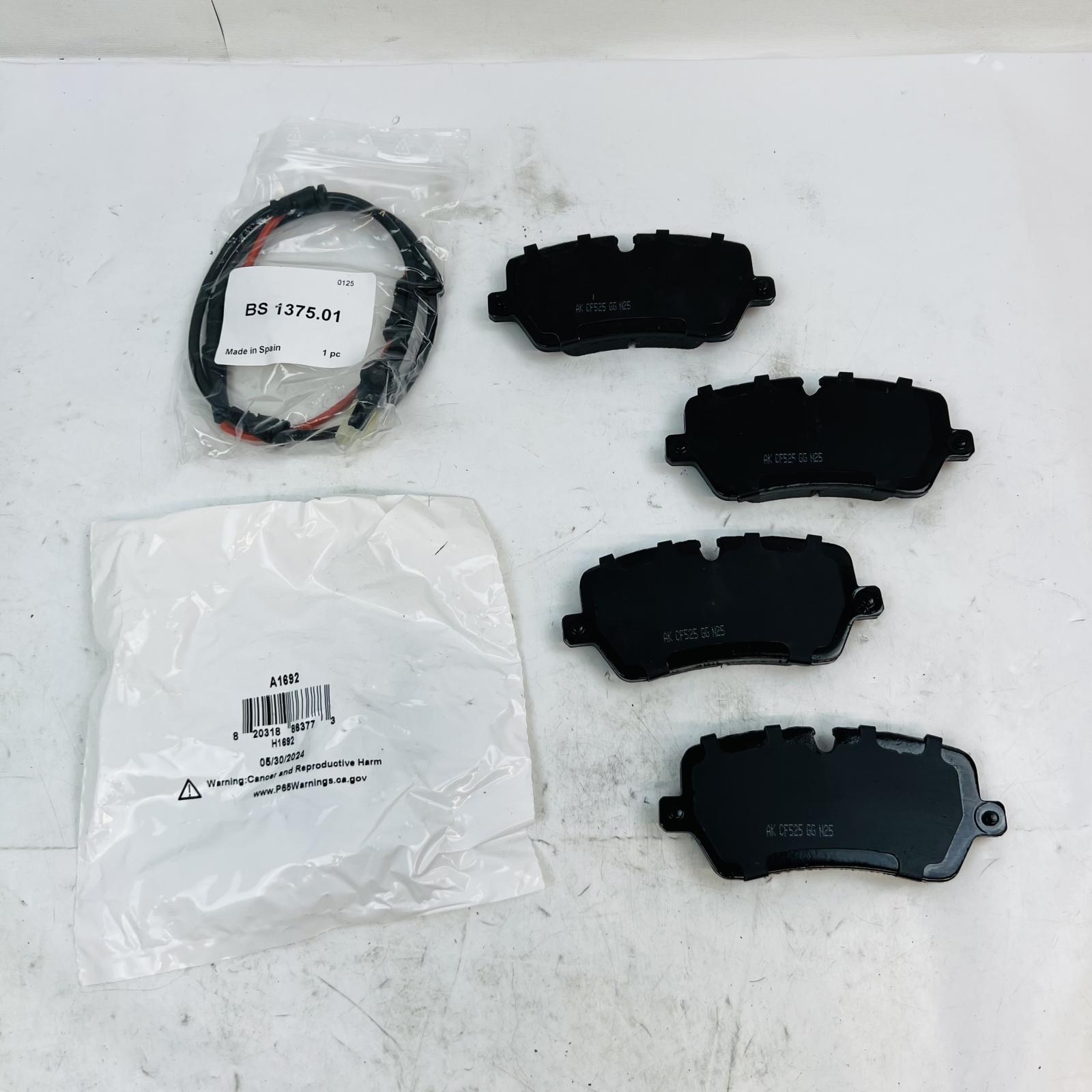 Akebono EUR1692 EURO Ultra-Premium Ceramic Disc Brake Pads - Photo 6