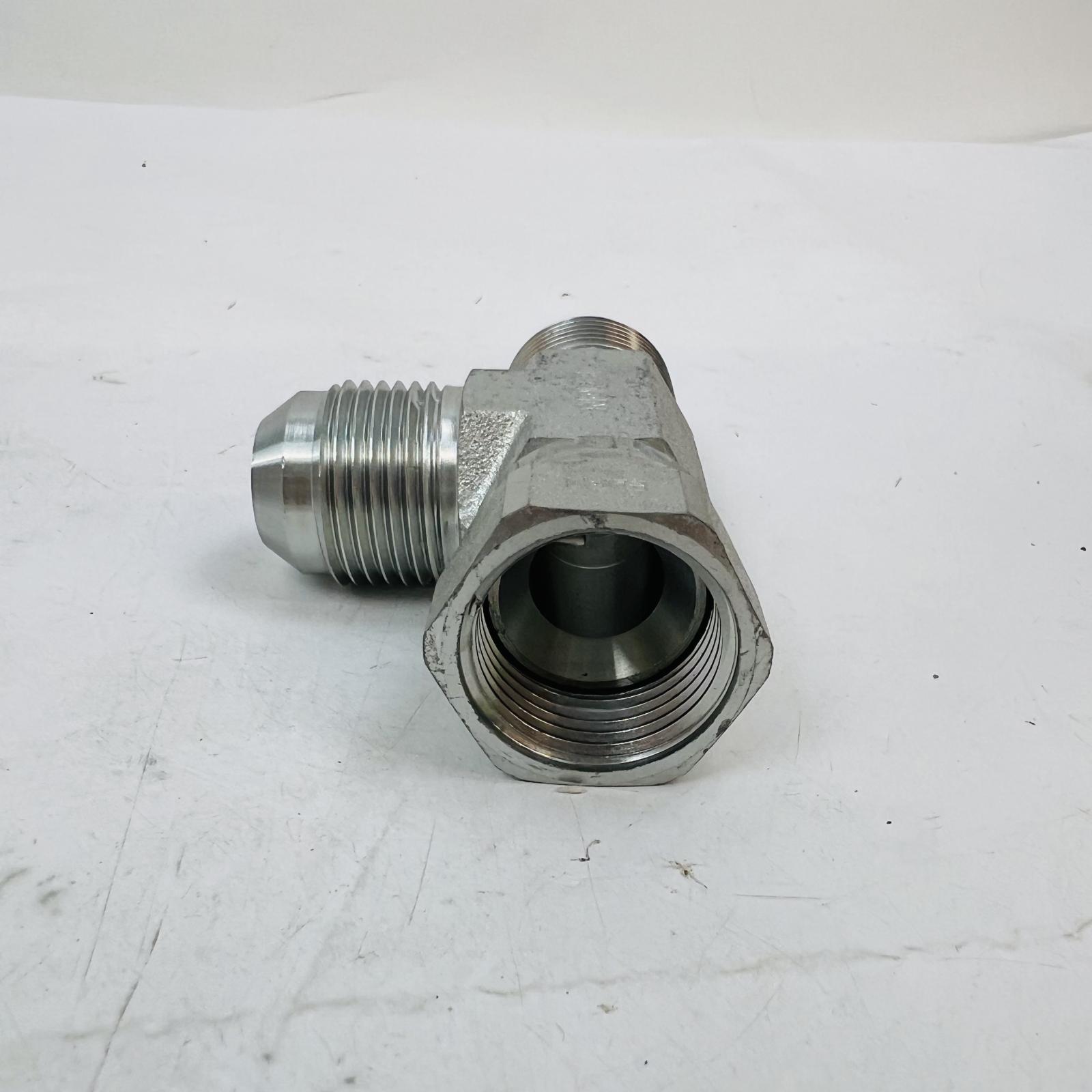 Eaton Hydraulic T-Fitting Adapter, Male x Male x Female, Steel Connector - Photo 4