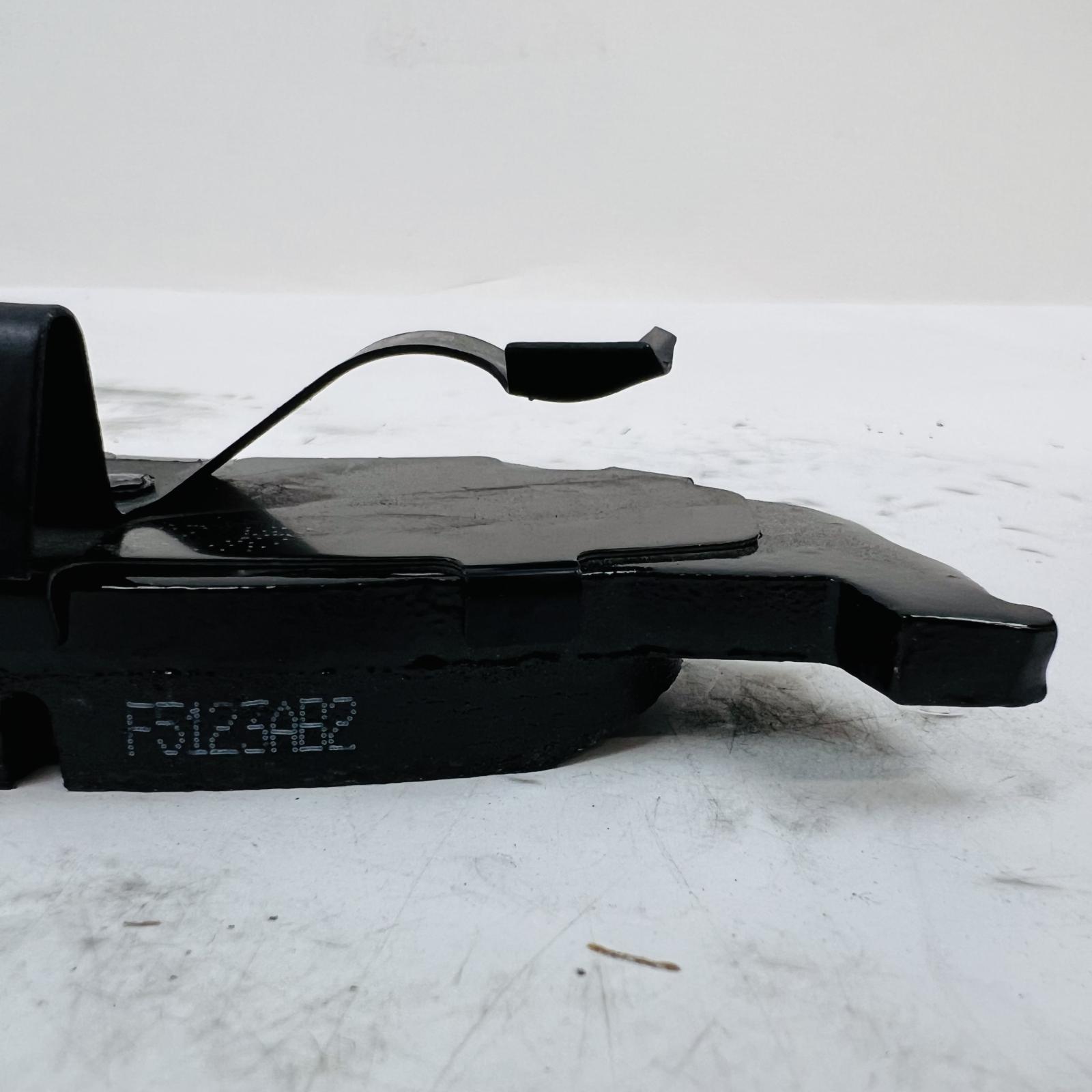 Akebono ProACT ACT782 Ceramic Disc Brake Pads, Ultra-Premium OEM - Photo 4