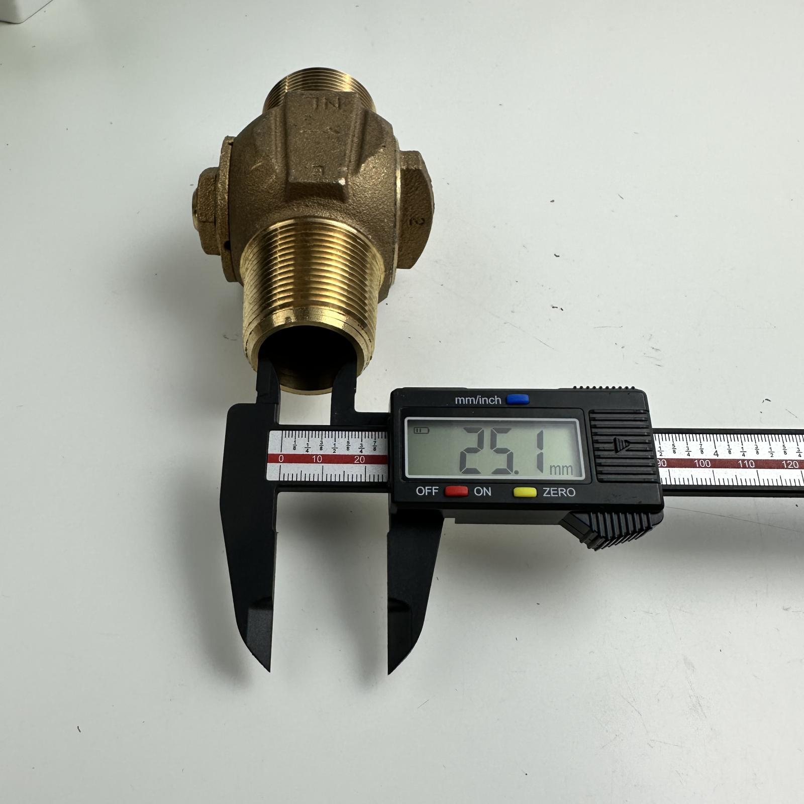 Ford Meter Box Brass Check Valve, 1" NPT, Water Service Backflow Preventer - Photo 5