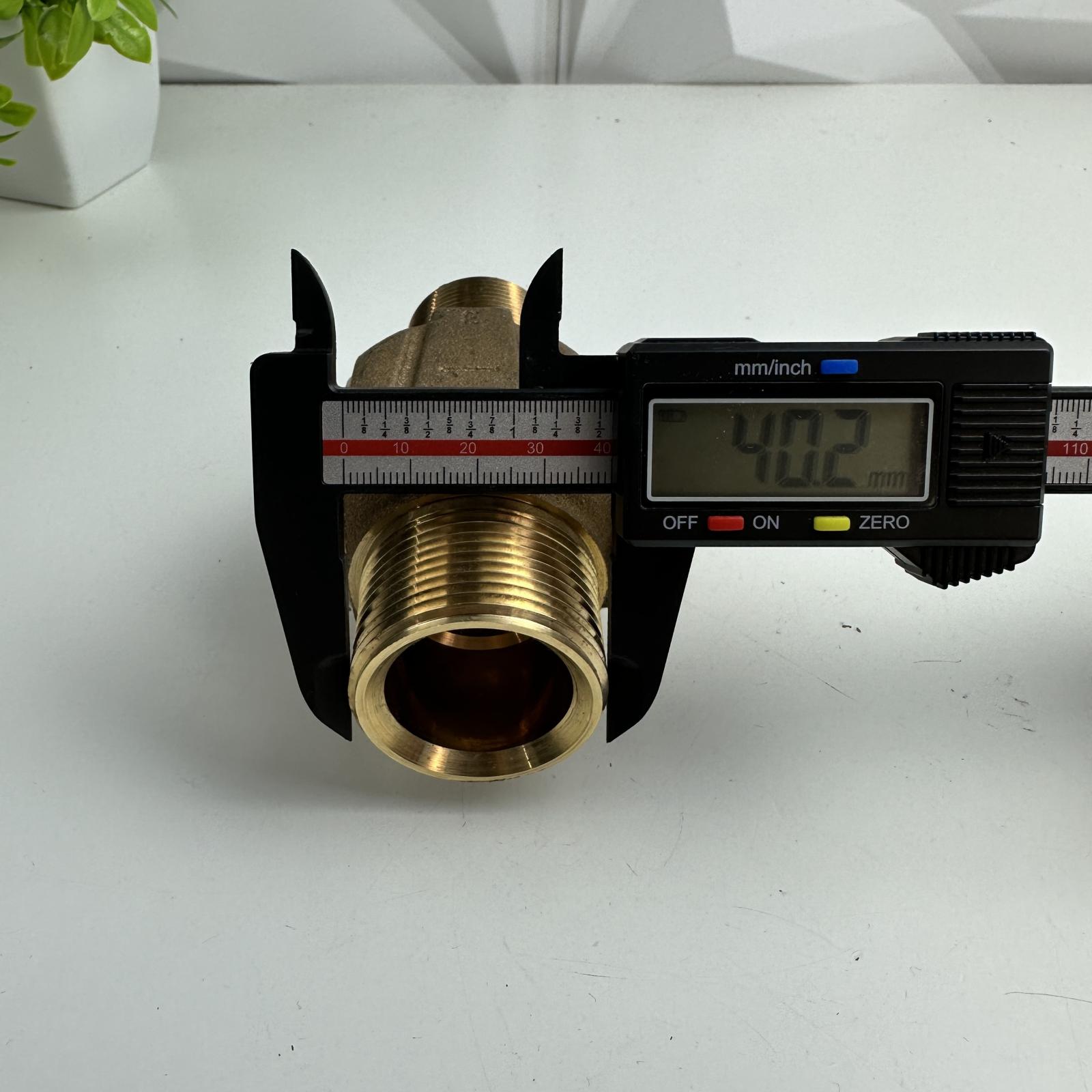 Ford Meter Box Brass Check Valve, 1" NPT, Water Service Backflow Preventer - Photo 10