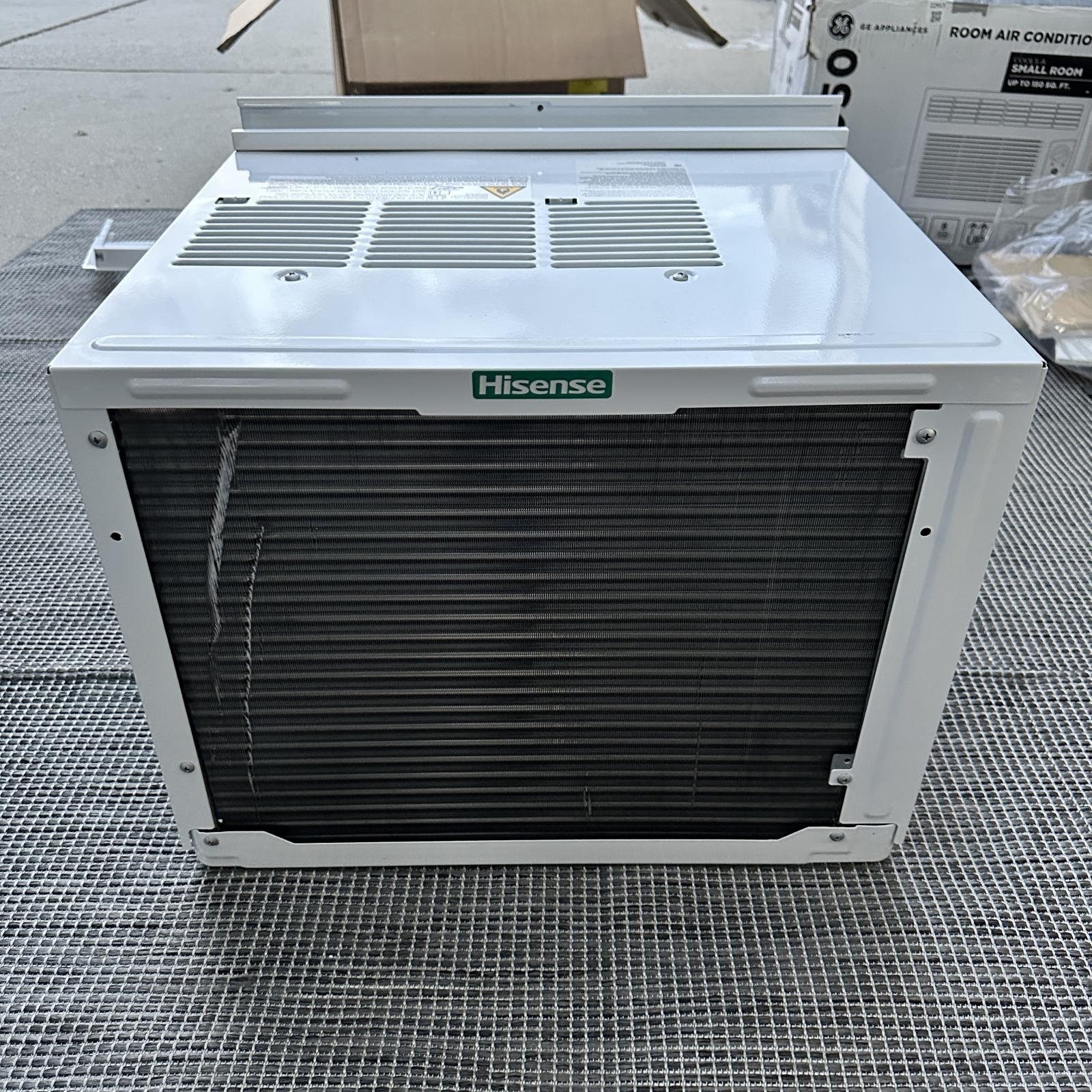 Hisense Medium Room Window Air Conditioner, Remote Included (115V, 10000-BTU) - Photo 7