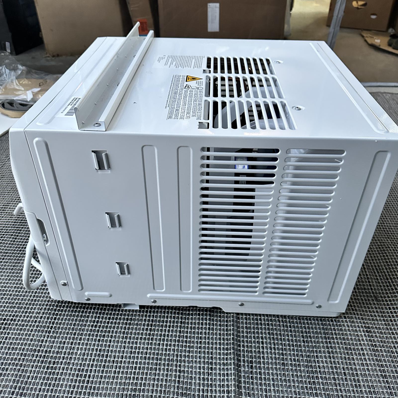 Hisense Medium Room Window Air Conditioner, Remote Included (115V, 10000-BTU) - Photo 6