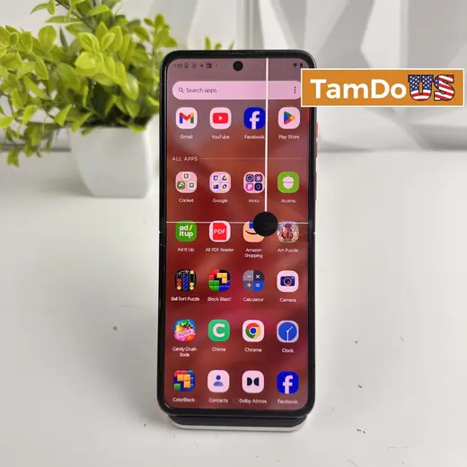 Motorola Razr 5G 2024, 256GB, CRICKET WIRELESS LOCKED at TamDoUS Taylorsville