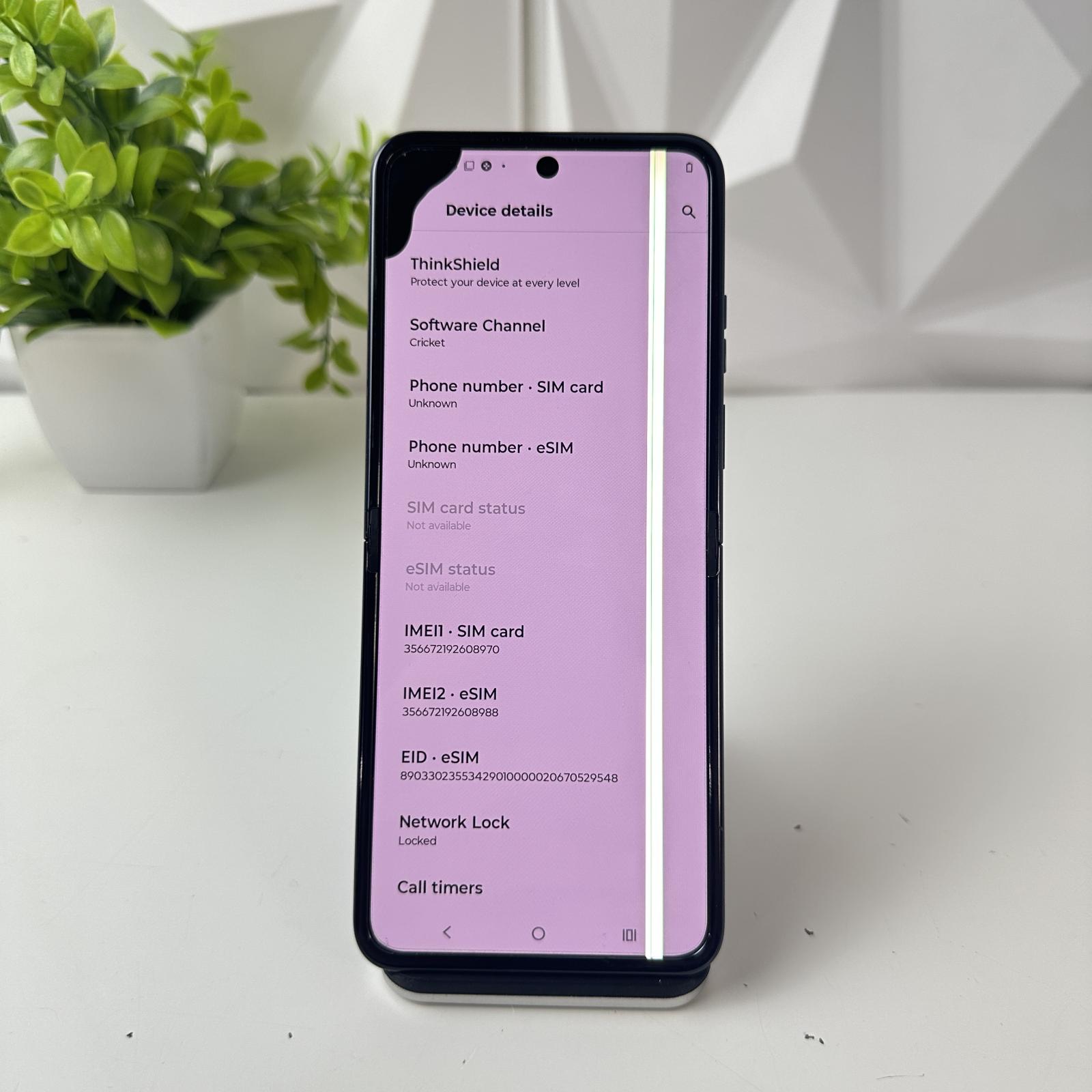 Motorola Razr 5G 2024, 256GB, Black - Photo 9