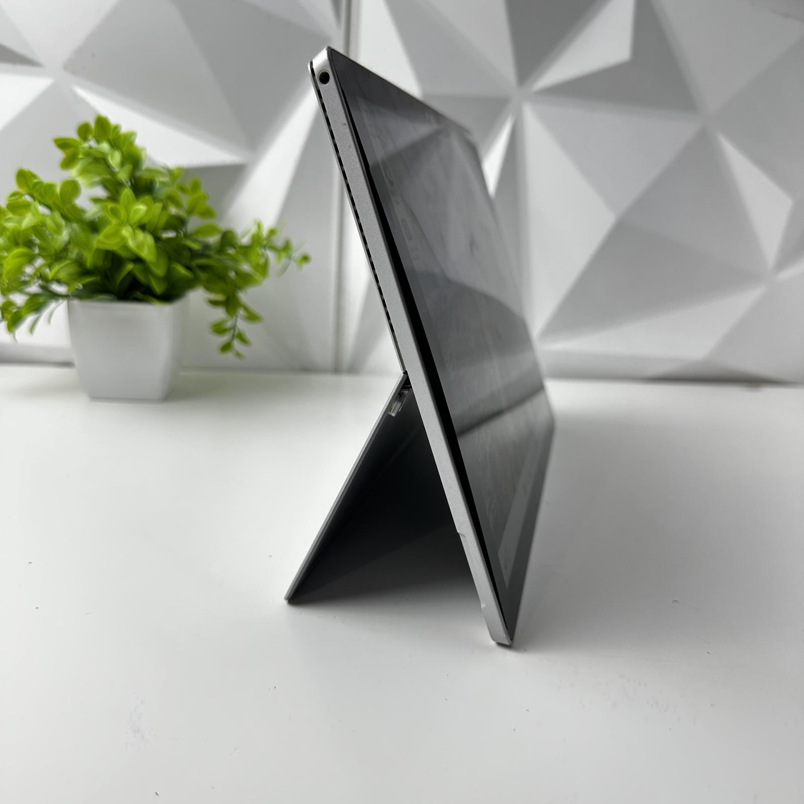 Microsoft Surface Pro 4, 12.3" QHD, i5-6300U, 8GB RAM, 256GB SSD - Photo 5